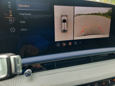 2027 Cadillac OPTIQ Premium Luxury