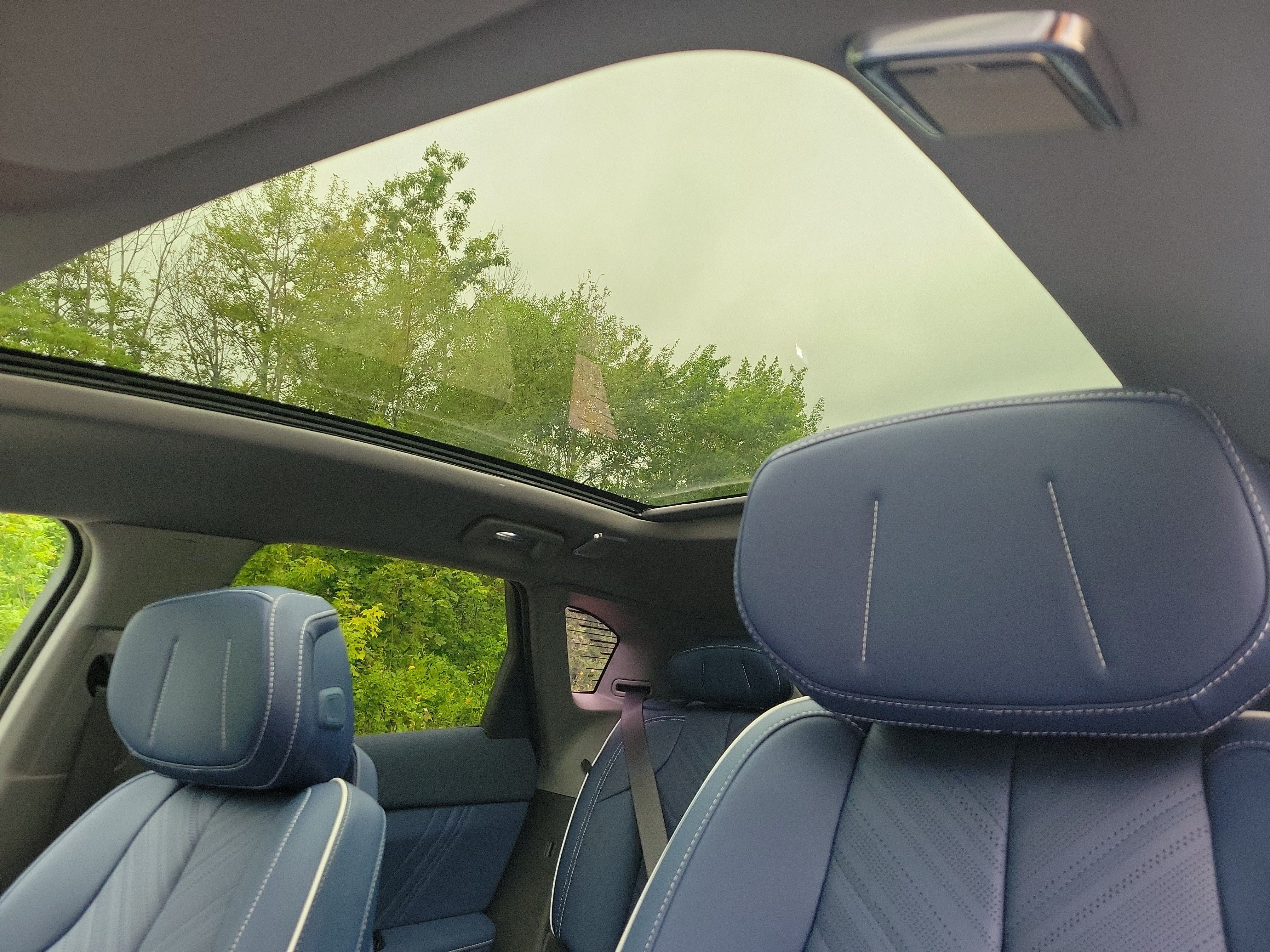 2027 Cadillac OPTIQ Premium Luxury