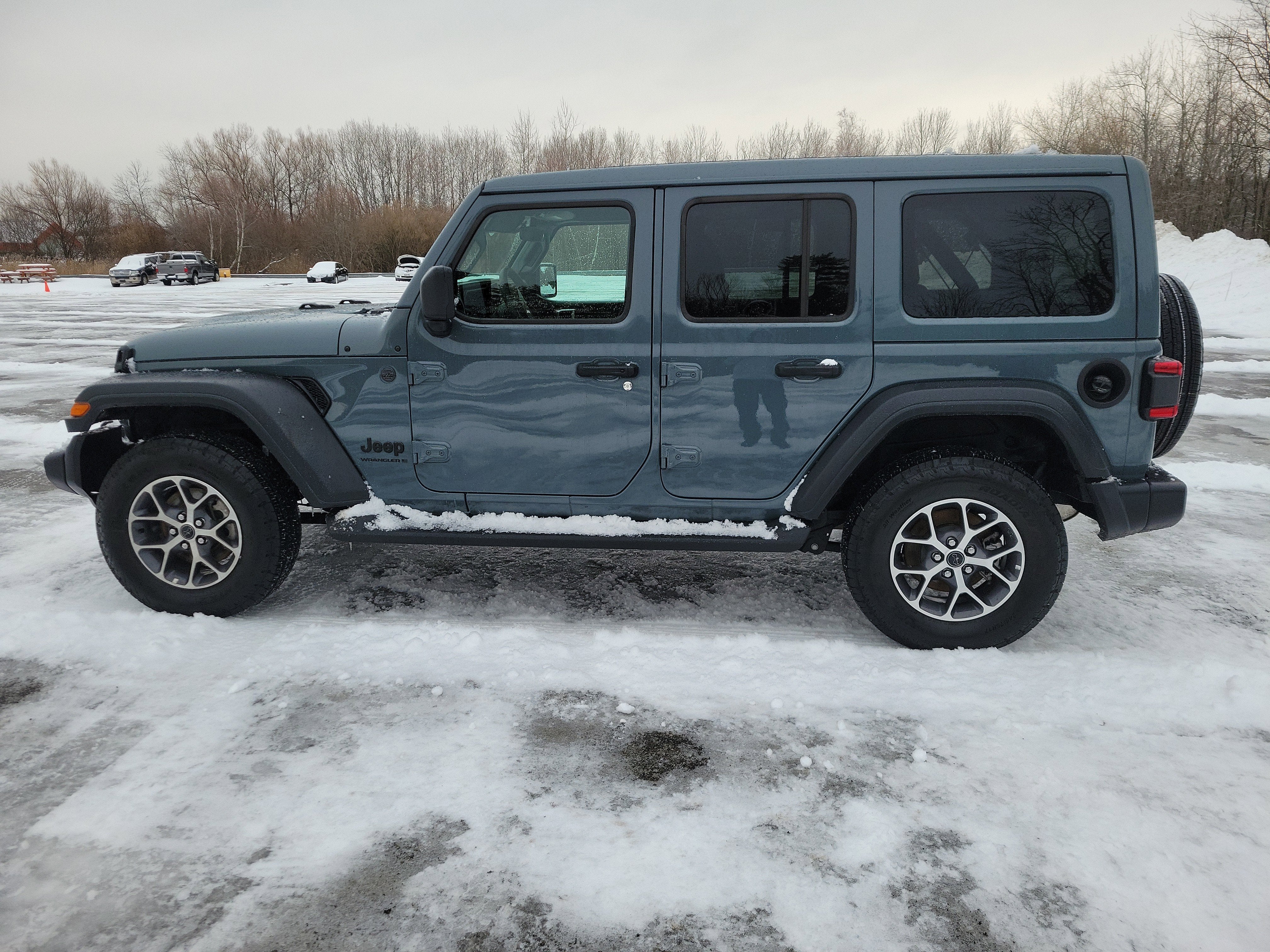 2025 Jeep Wrangler 4-Door Summit 4x4