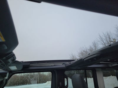 2025 Jeep Wrangler 4-Door Summit 4x4