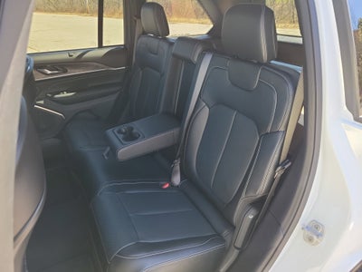 2025 Jeep Grand Cherokee Overland 4x4