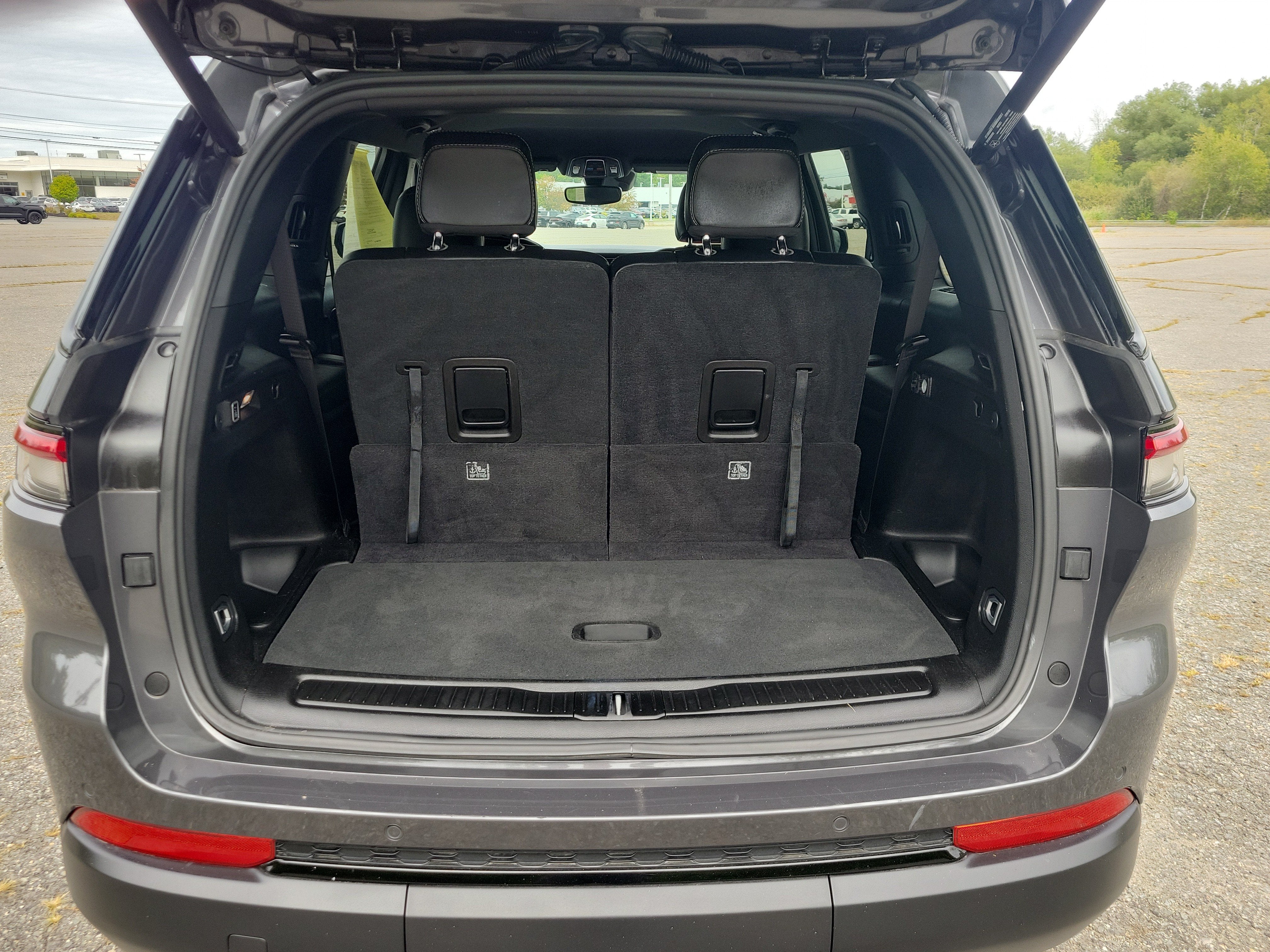 2024 Jeep Grand Cherokee L Altitude 4x2