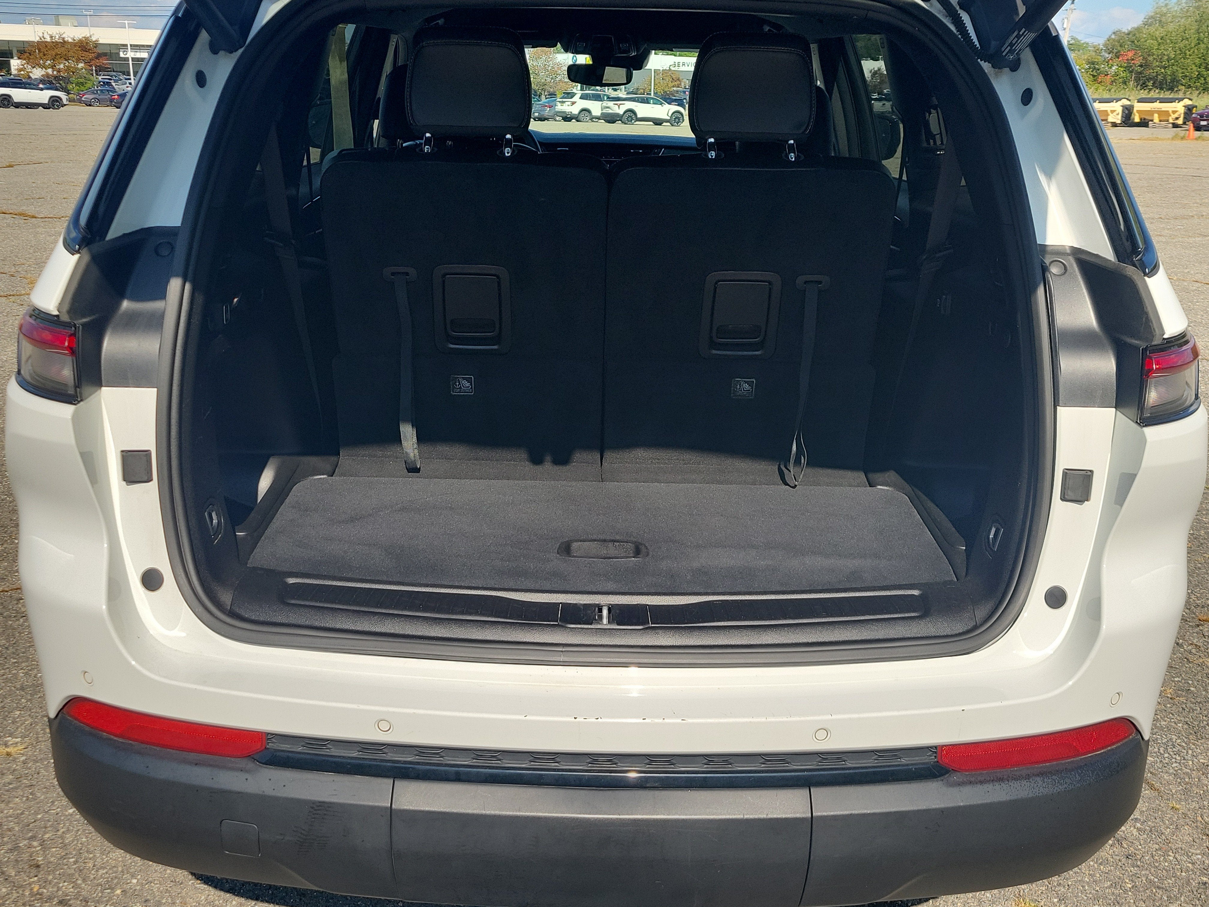 2023 Jeep Grand Cherokee L Altitude 4x4