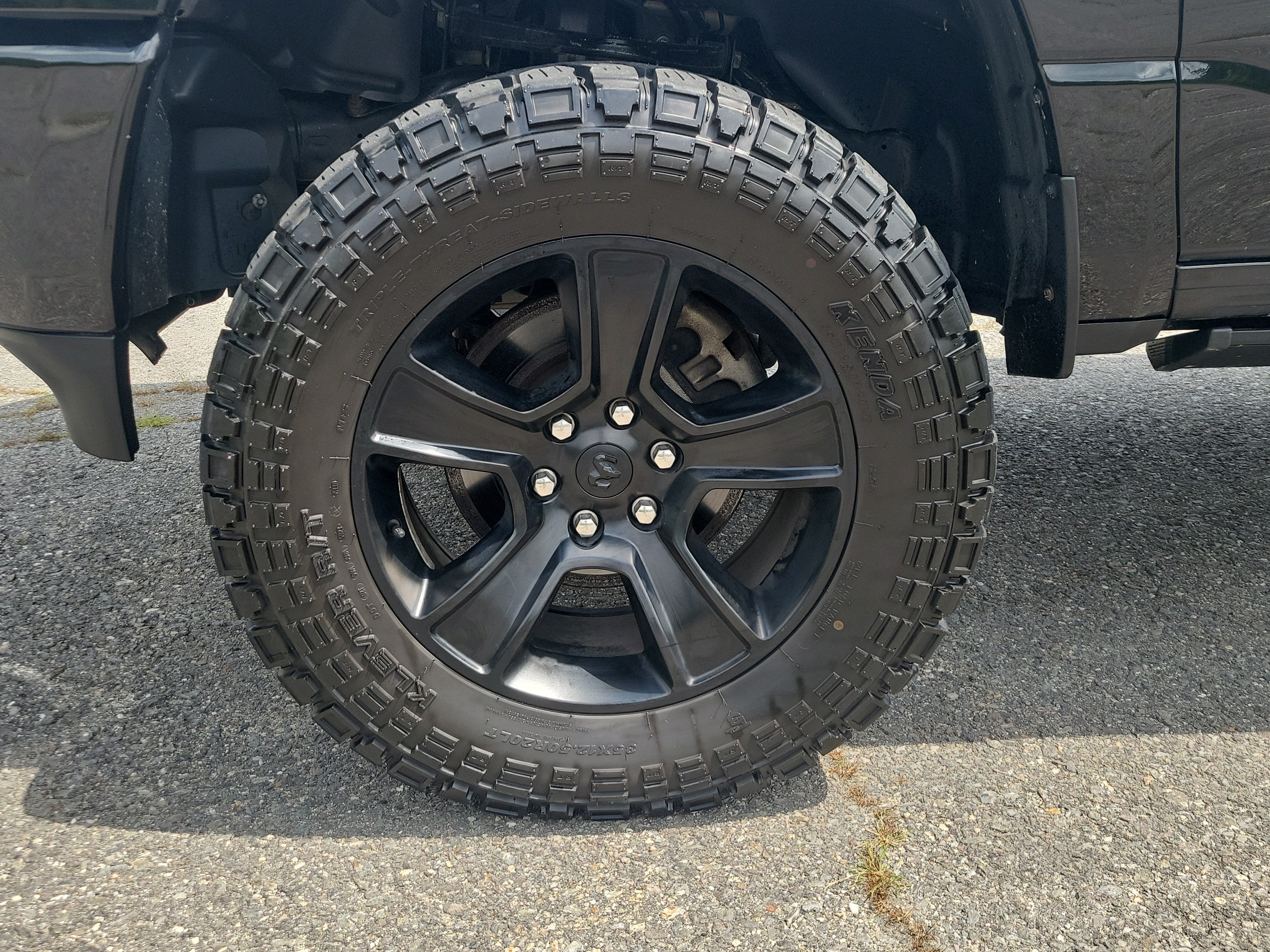 2022 RAM 1500 Big Horn Quad Cab 4x4 6'4" Box