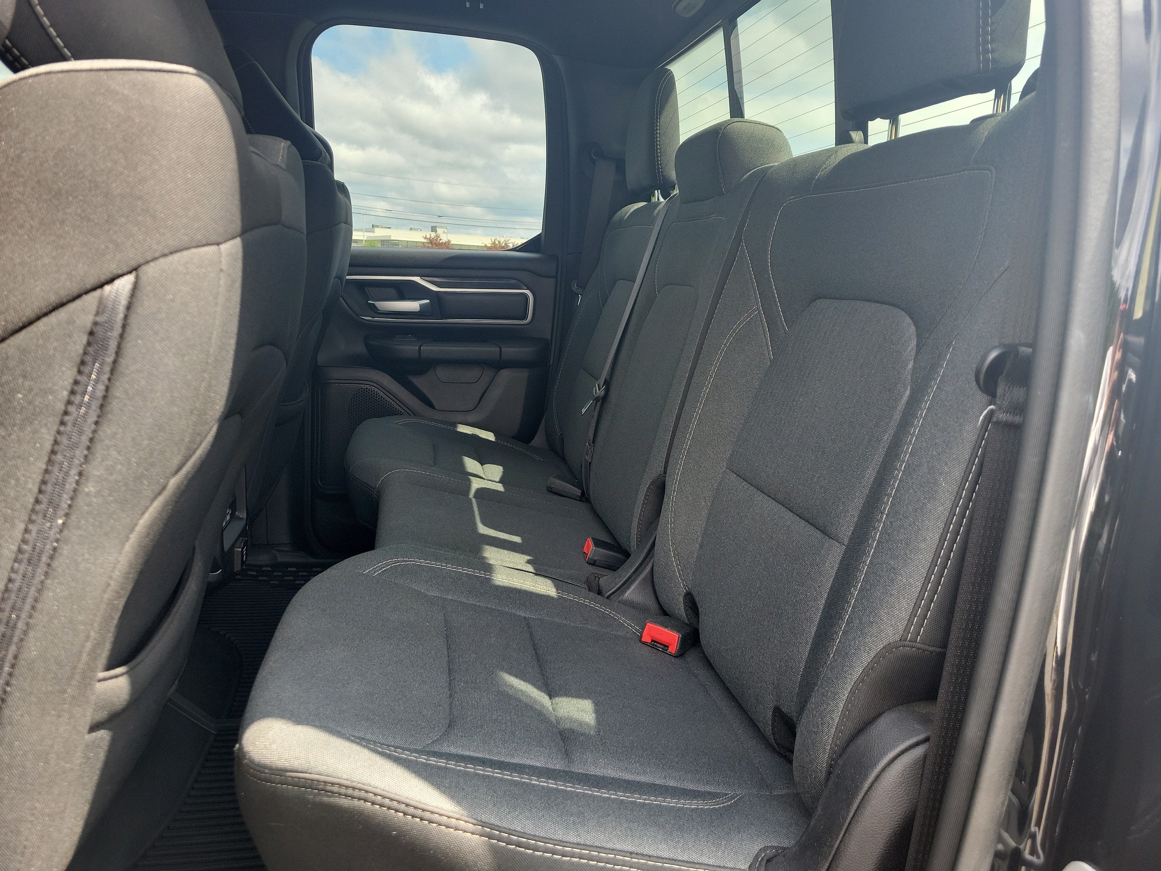 2022 RAM 1500 Big Horn Quad Cab 4x4 6'4" Box
