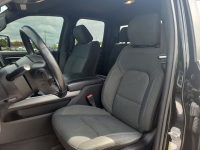2022 RAM 1500 Big Horn Quad Cab 4x4 6'4" Box
