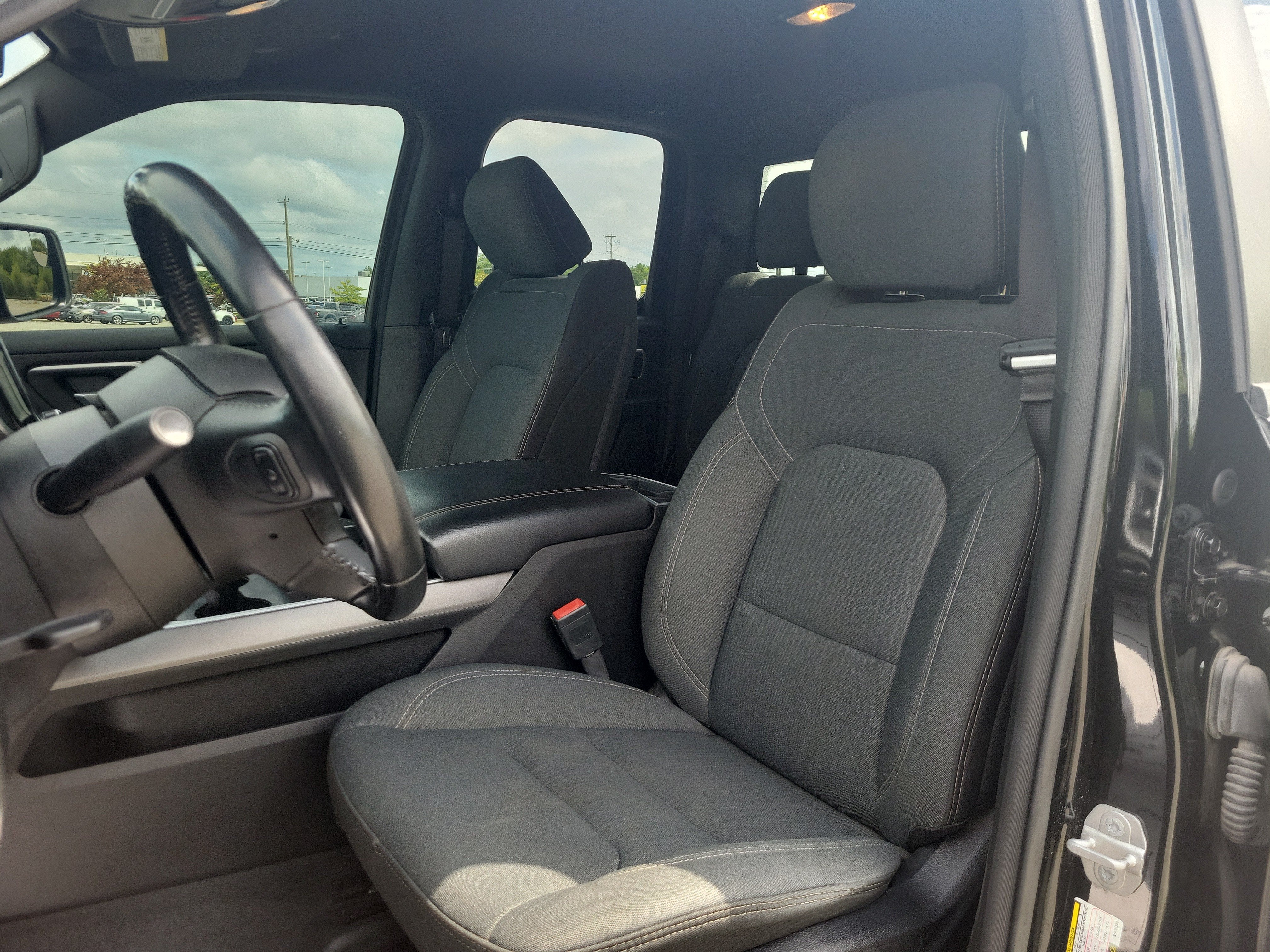2022 RAM 1500 Big Horn Quad Cab 4x4 6'4" Box