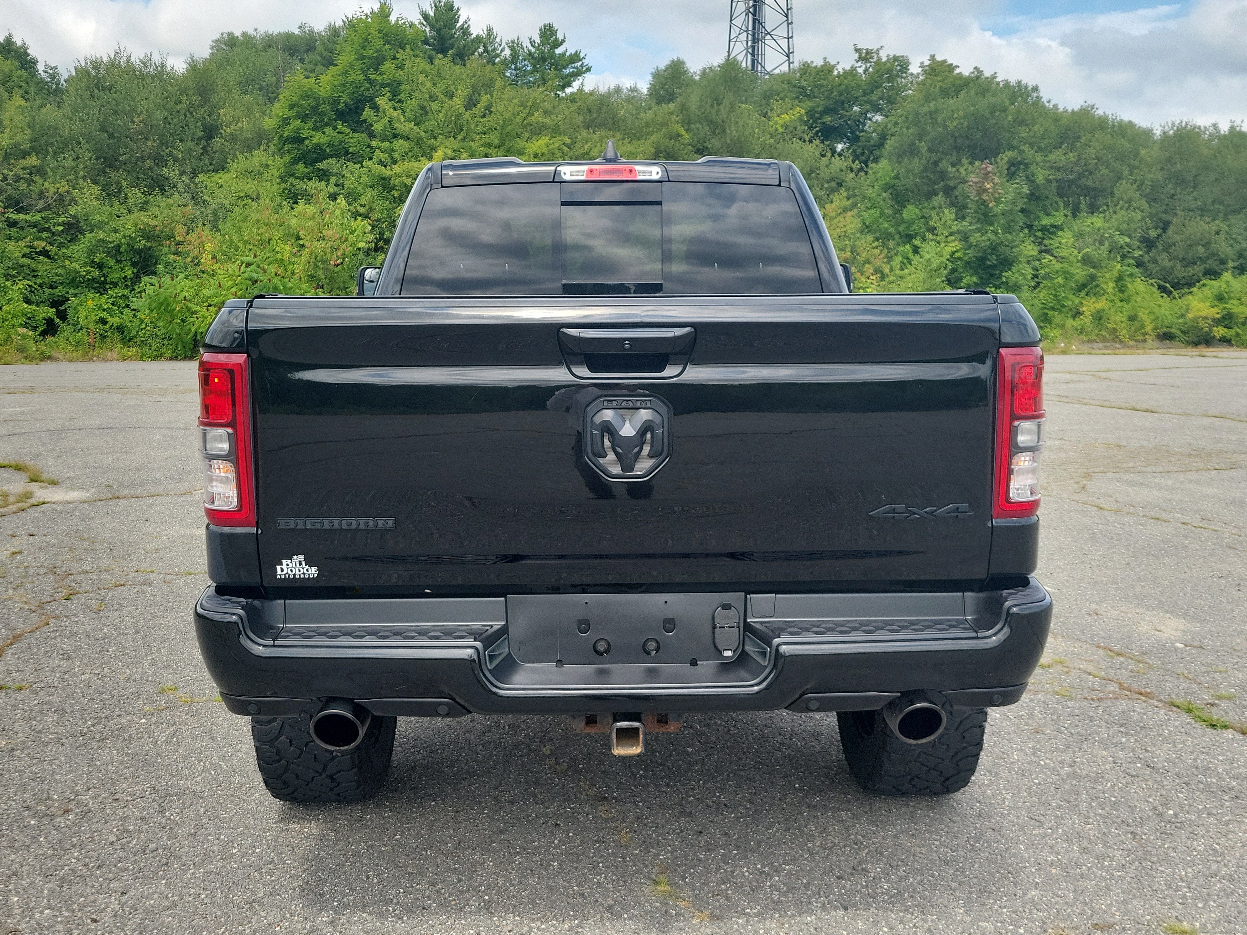 2022 RAM 1500 Big Horn Quad Cab 4x4 6'4" Box