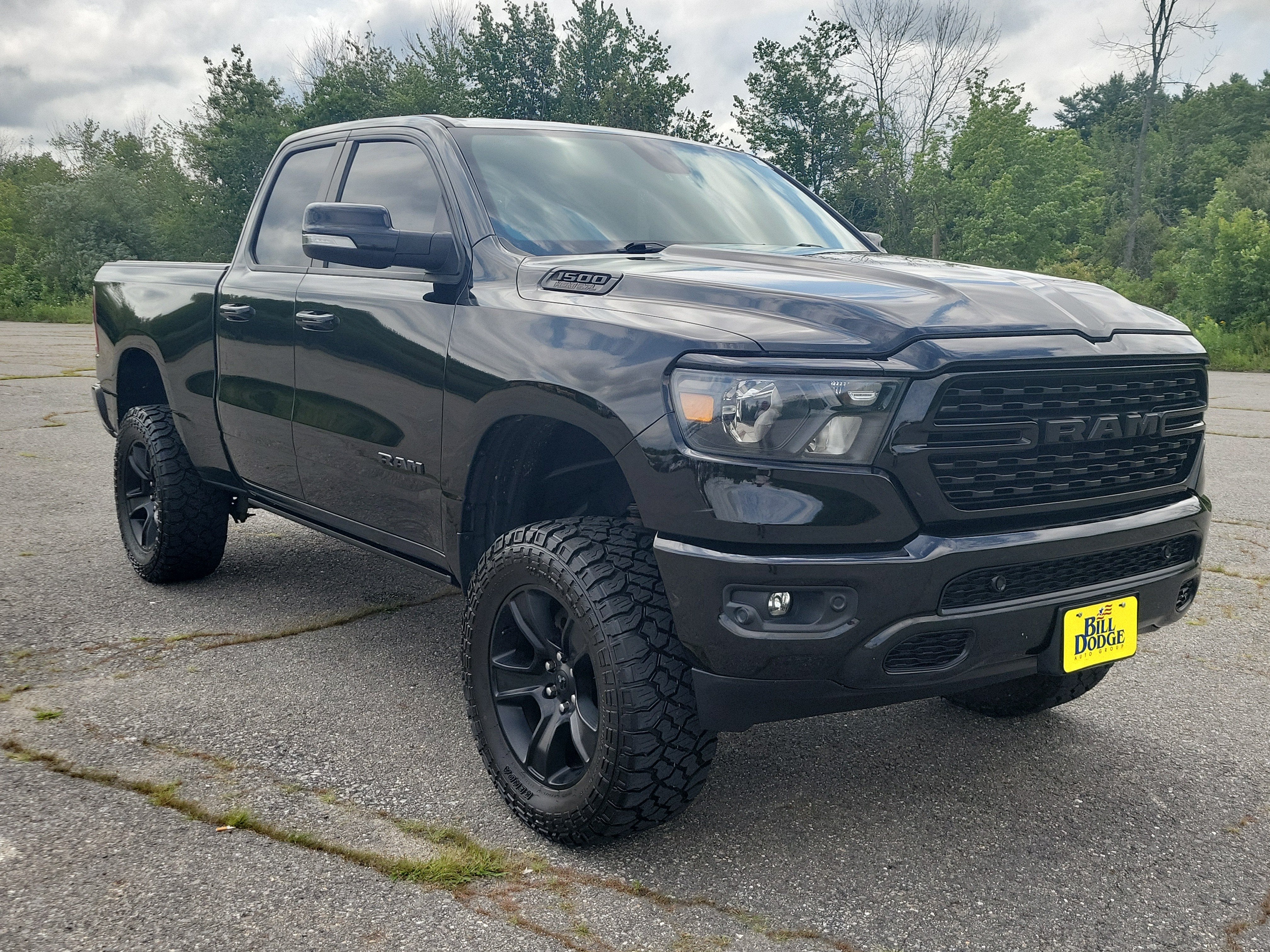 2022 RAM 1500 Big Horn Quad Cab 4x4 6'4" Box