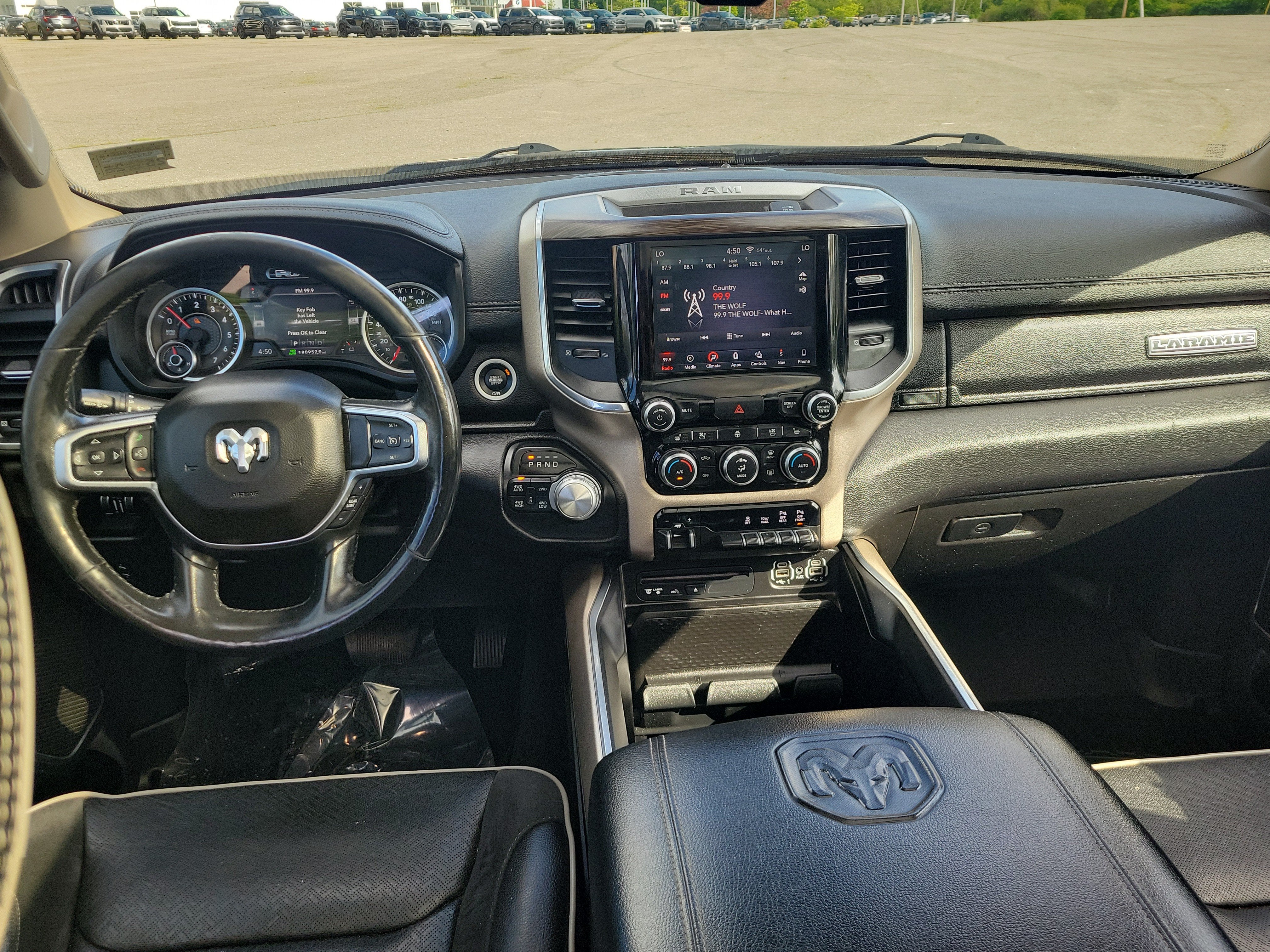 2019 RAM 1500 Laramie Crew Cab 4x4 5'7" Box