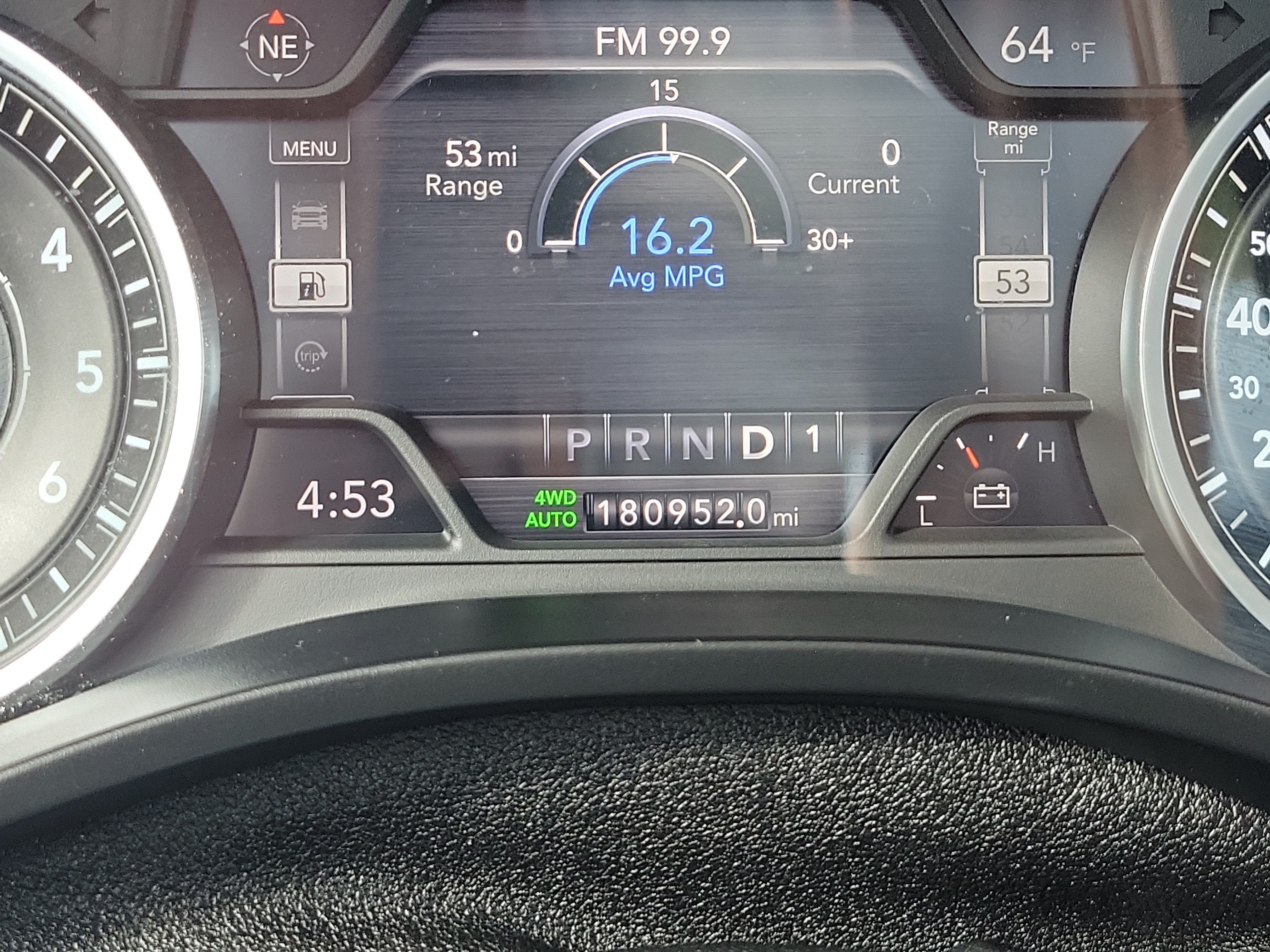 2019 RAM 1500 Laramie Crew Cab 4x4 5'7" Box