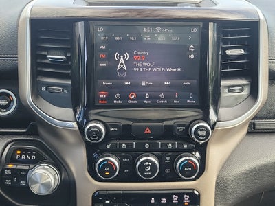 2019 RAM 1500 Laramie Crew Cab 4x4 5'7" Box