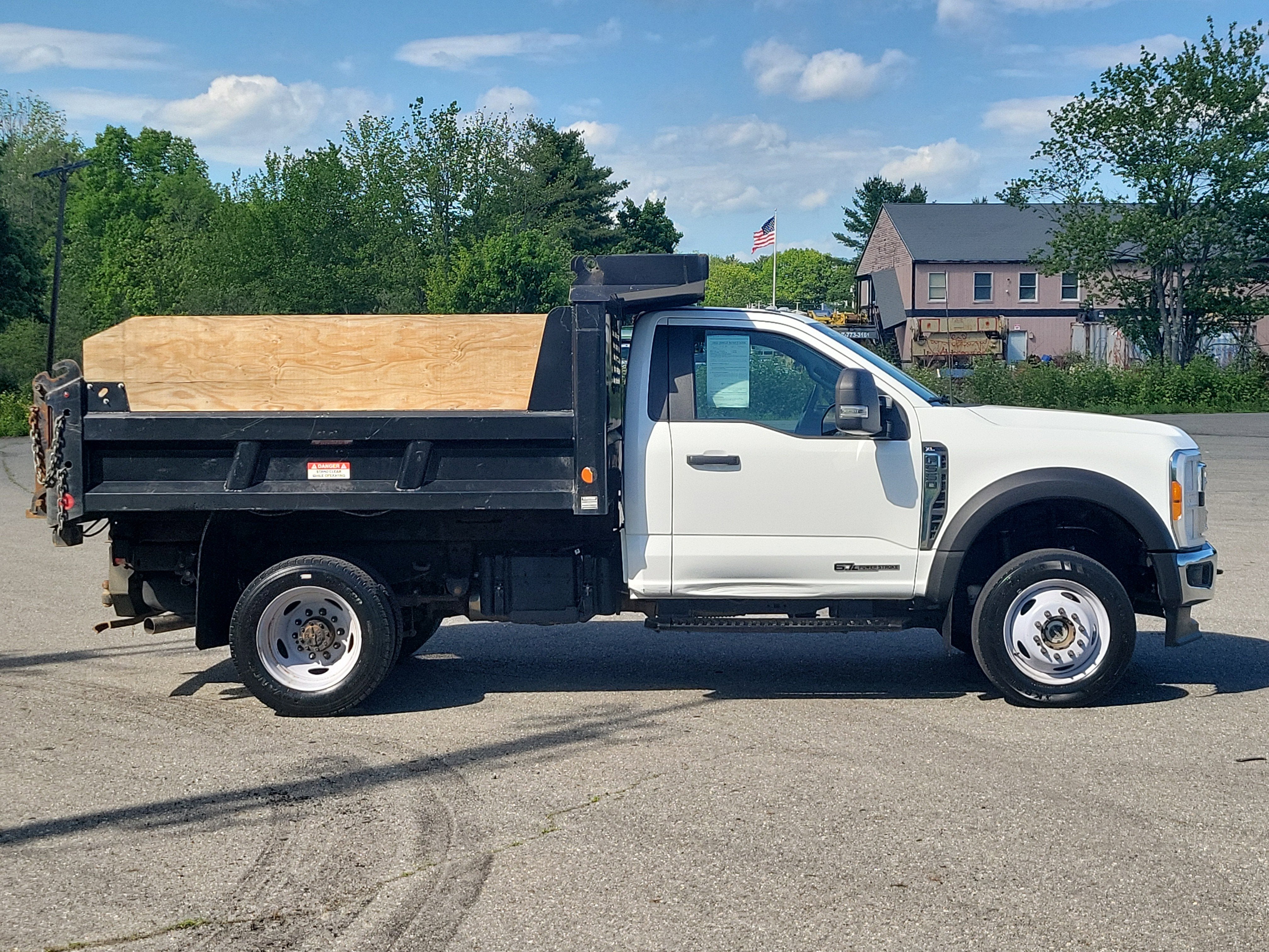 2023 Ford Super Duty F-550 DRW XL