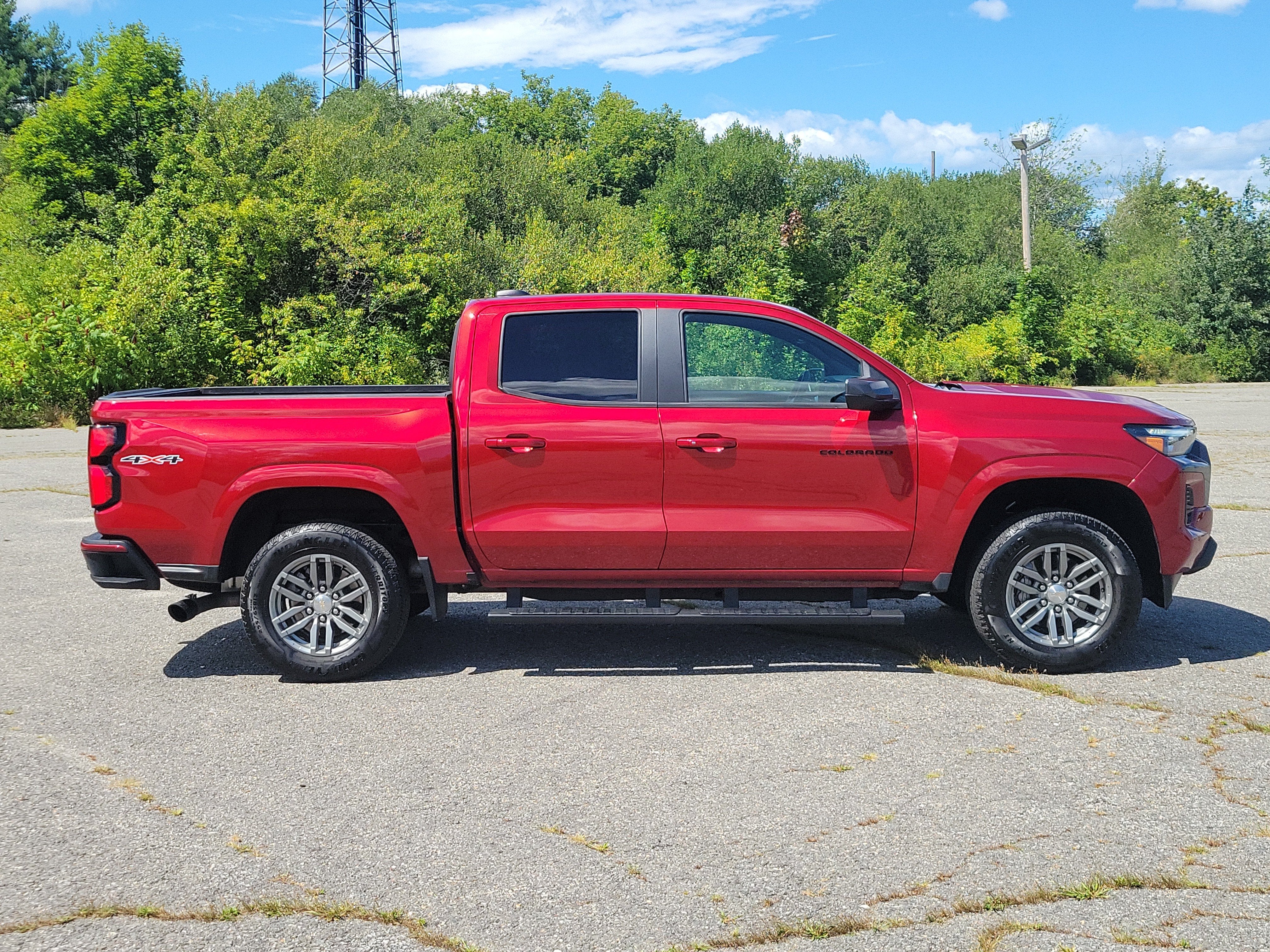 2024 Chevrolet Colorado LT