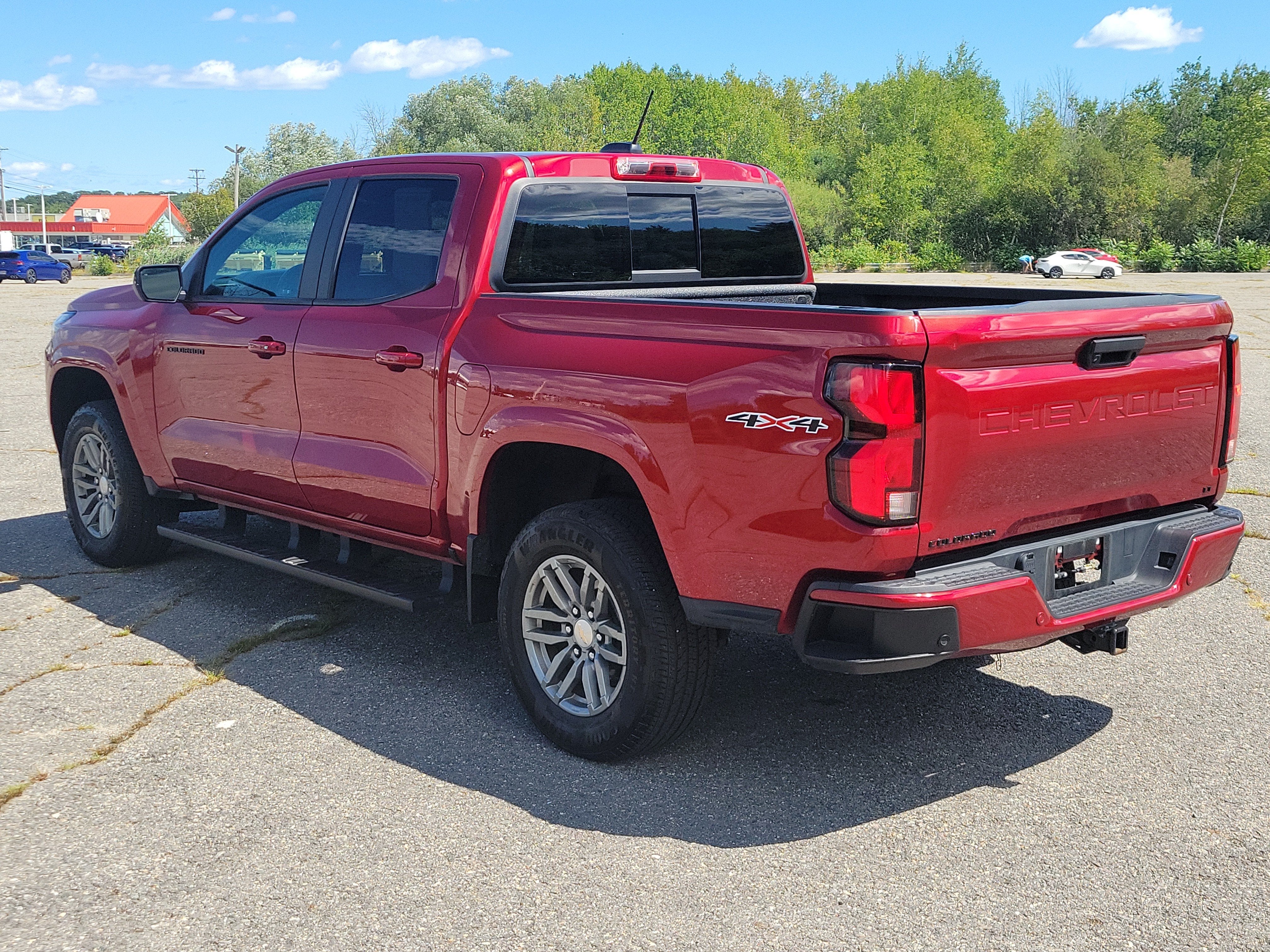 2024 Chevrolet Colorado LT