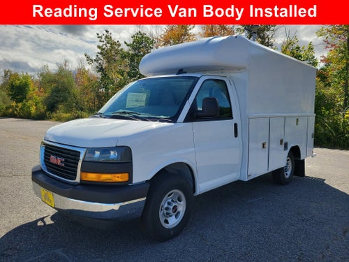 2025 GMC Savana Cutaway 3500 1WT