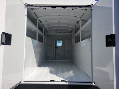 2025 GMC Savana Cutaway 3500 1WT