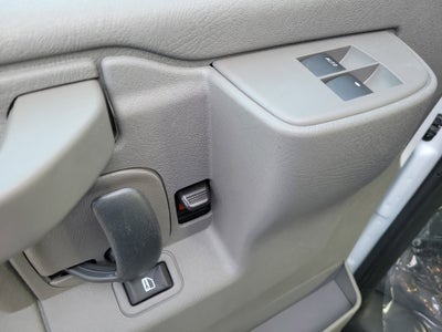 2025 GMC Savana Cutaway 3500 1WT