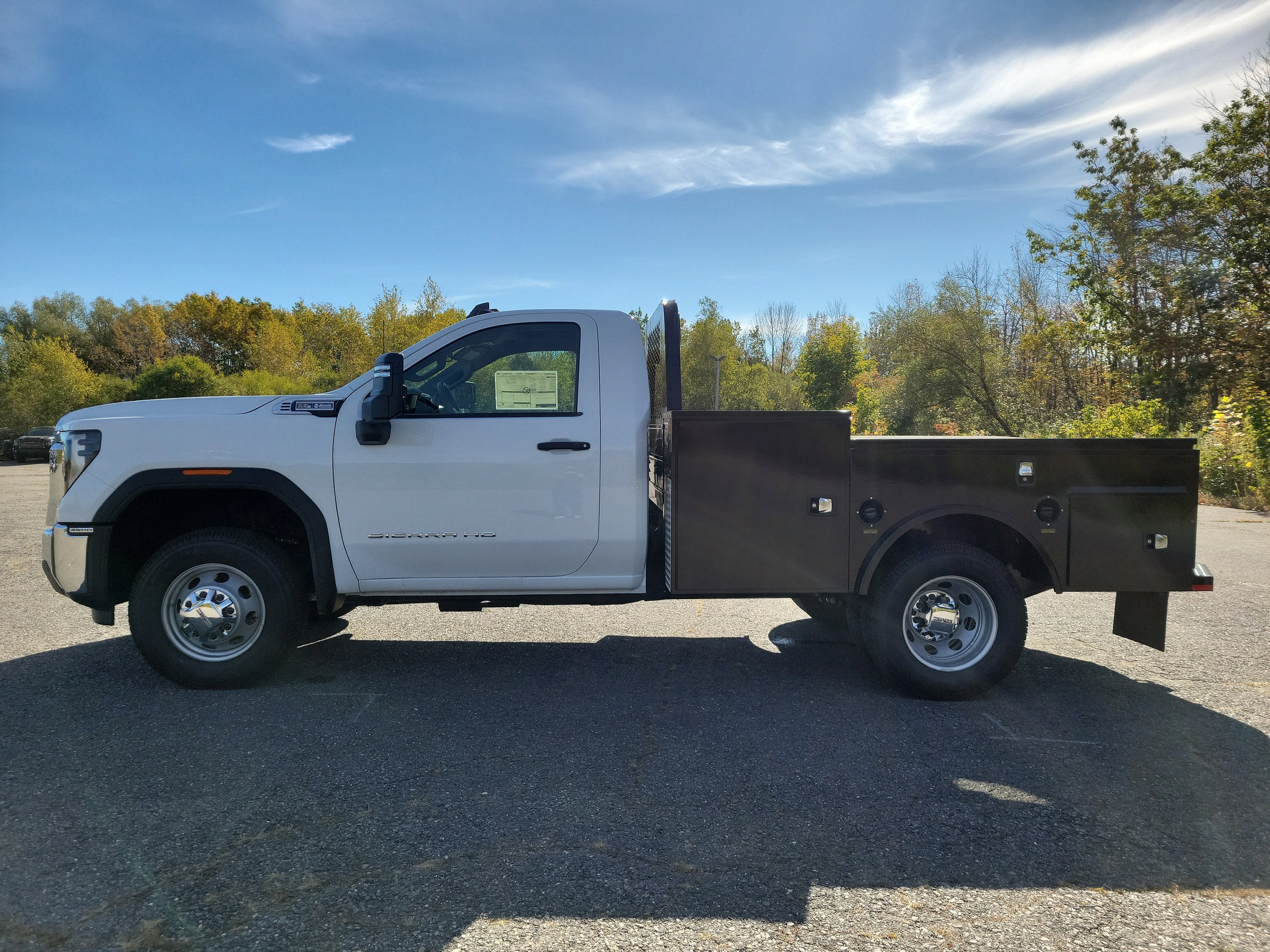 2025 GMC Sierra 3500 HD Chassis Cab Pro