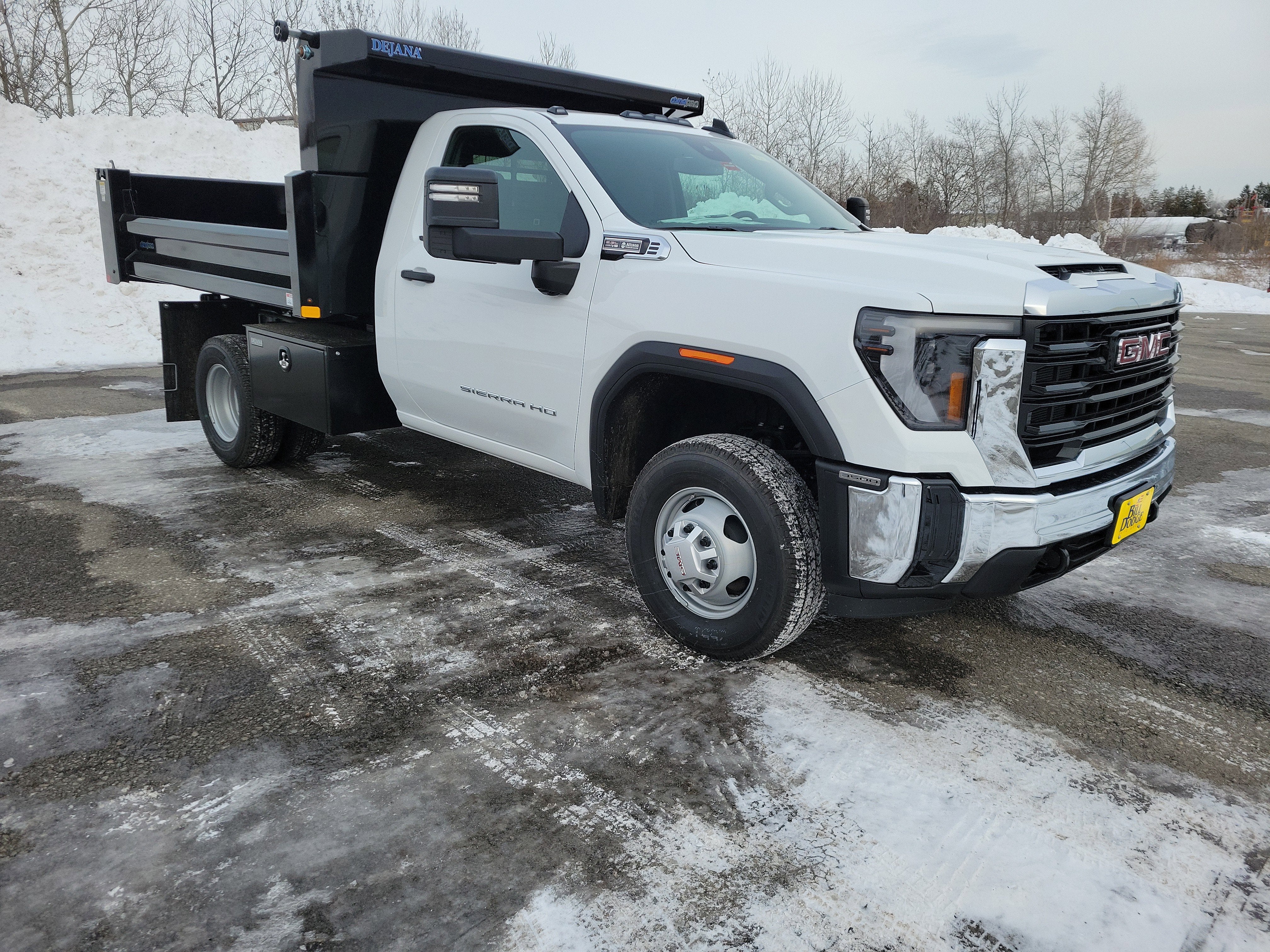 2026 GMC Sierra 3500 HD Chassis Cab Pro