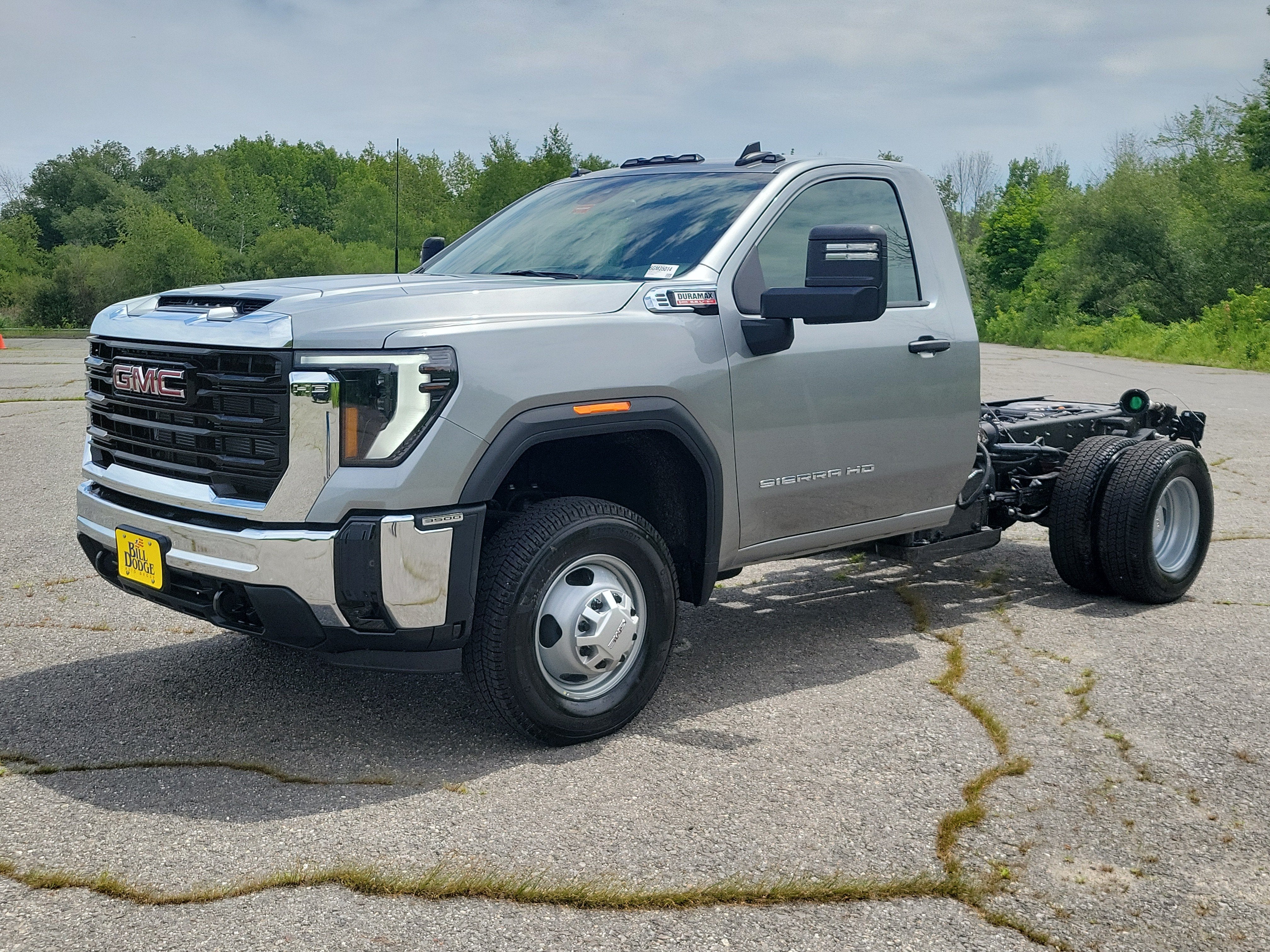 2026 GMC Sierra 3500 HD Chassis Cab Pro
