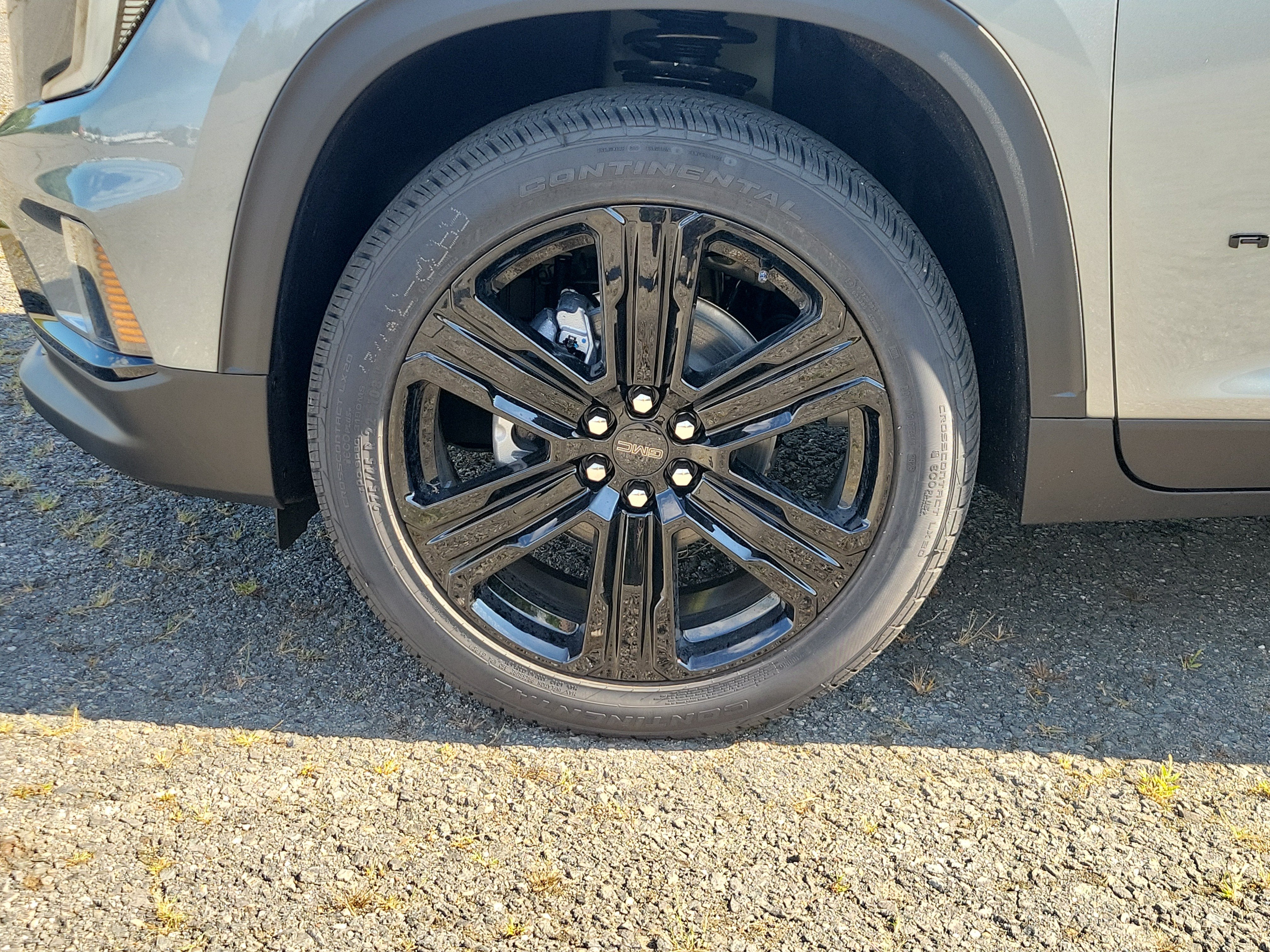 2027 GMC Acadia Elevation