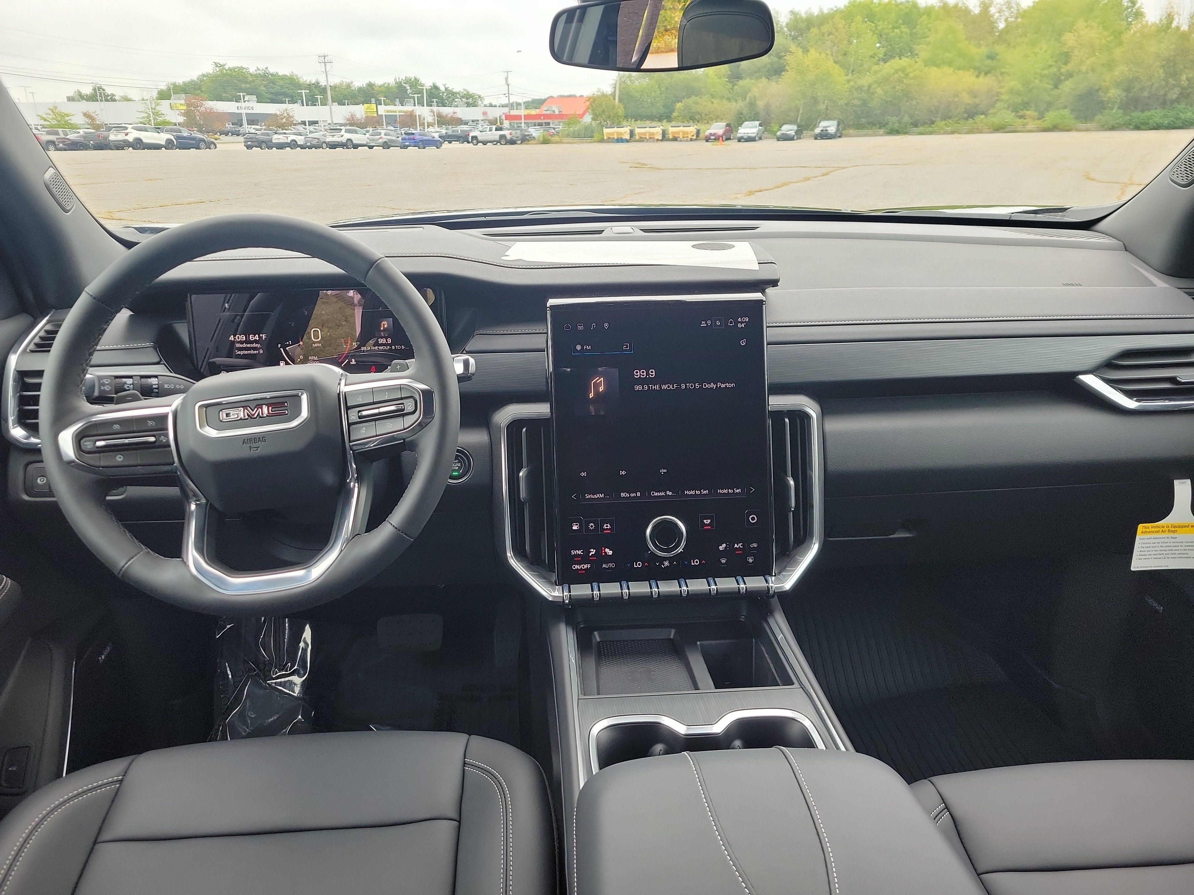 2027 GMC Acadia Elevation