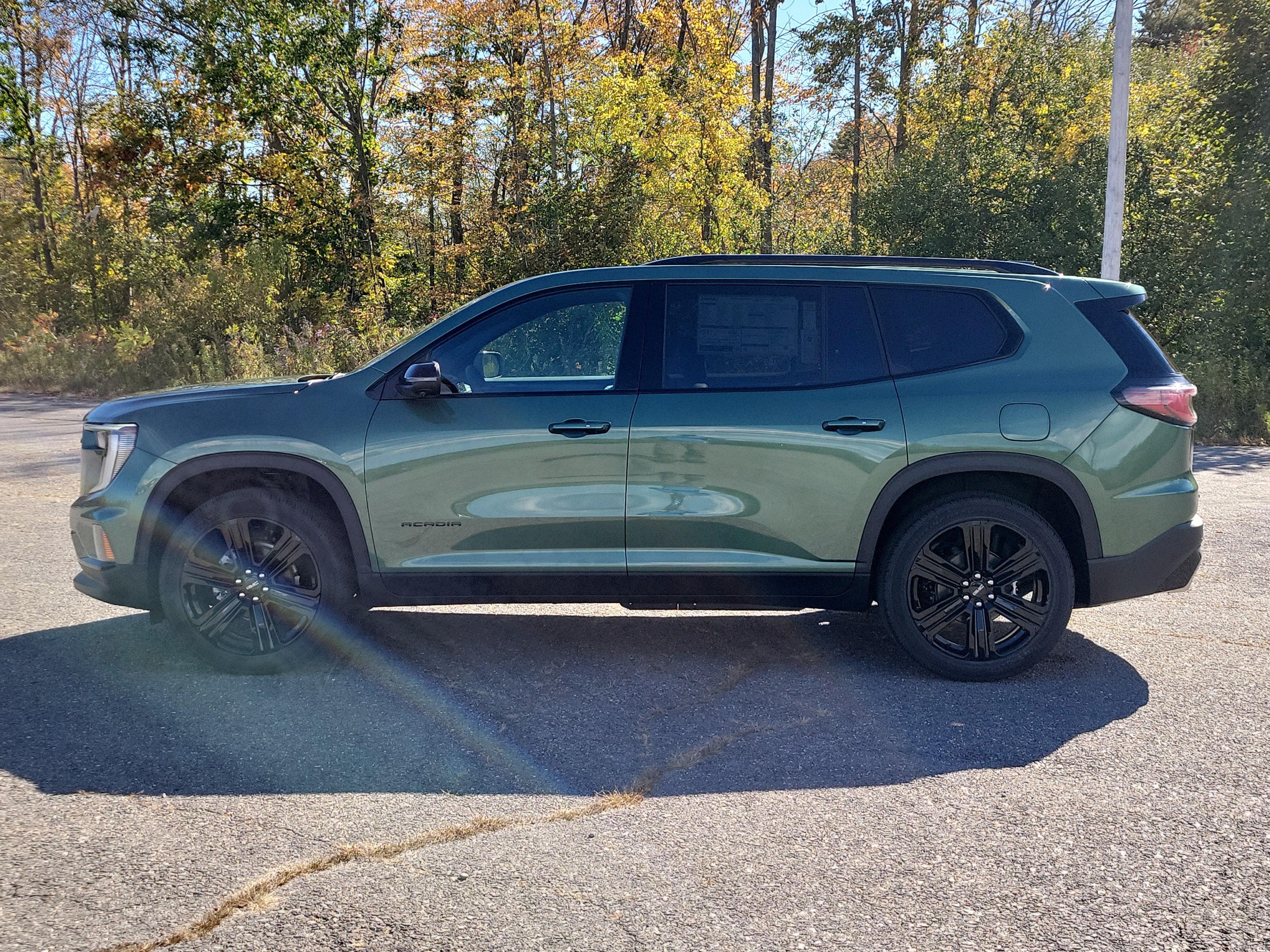 2027 GMC Acadia Elevation