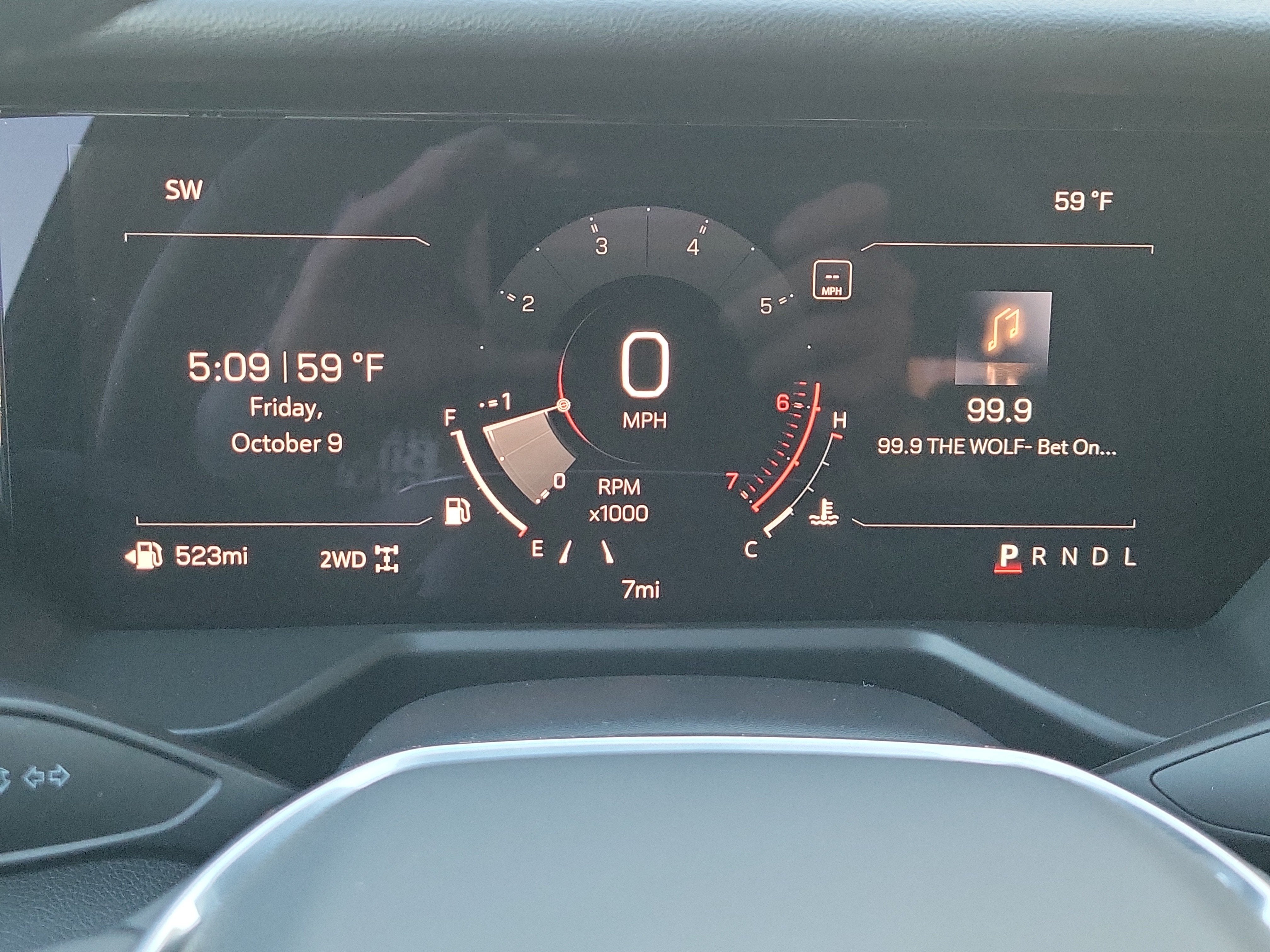 2027 GMC Acadia Elevation