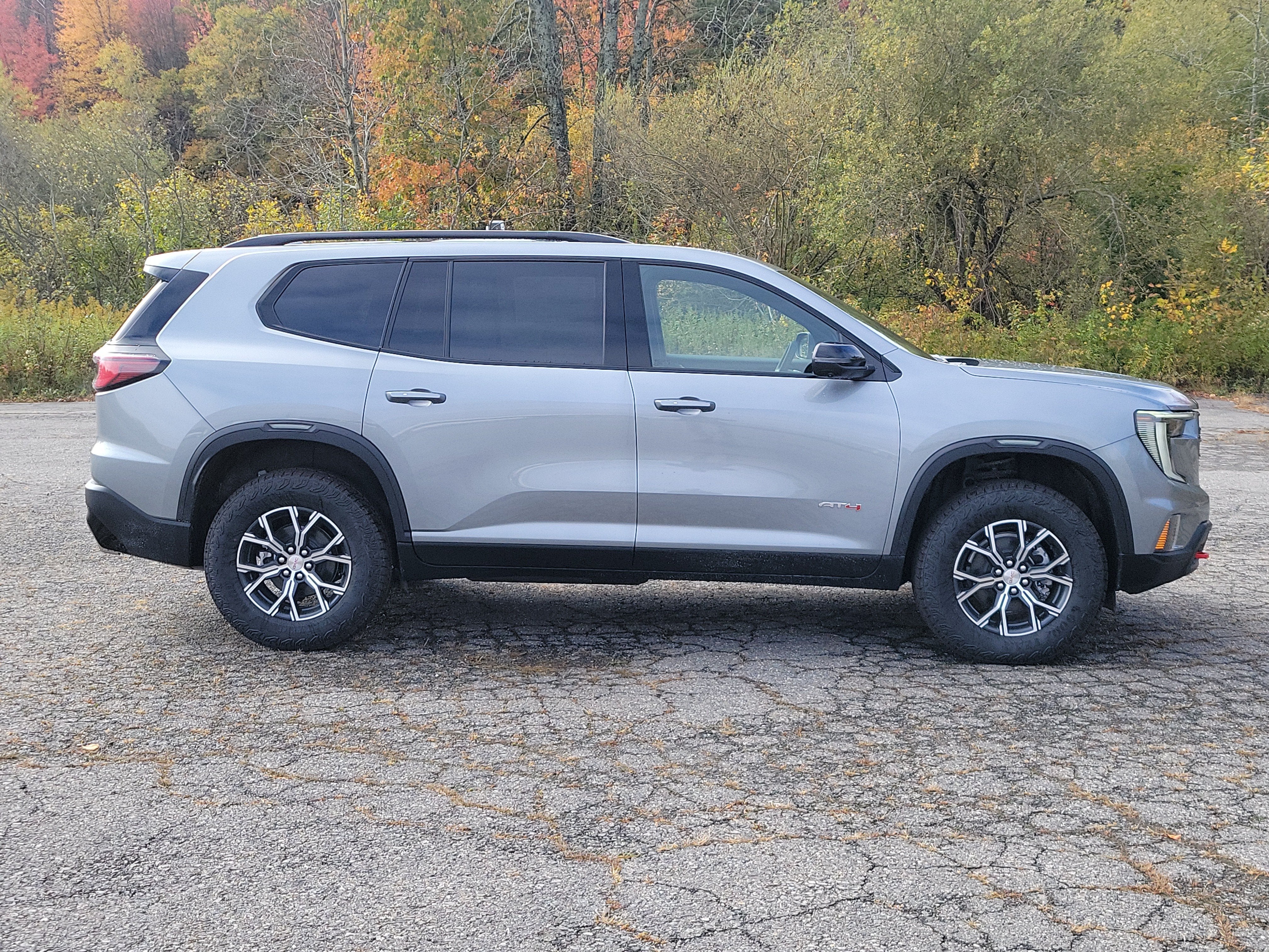 2027 GMC Acadia AT4