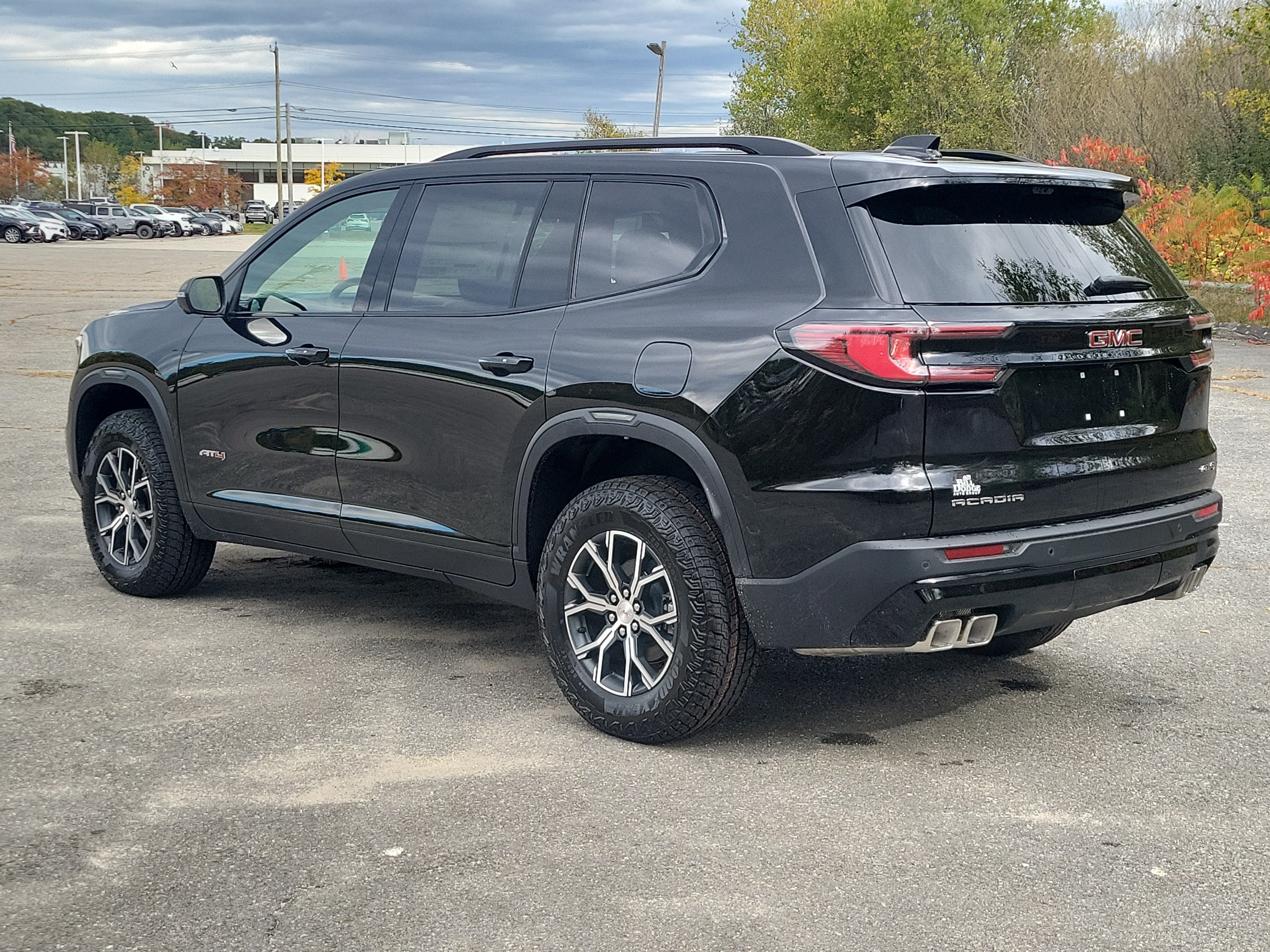2027 GMC Acadia AT4