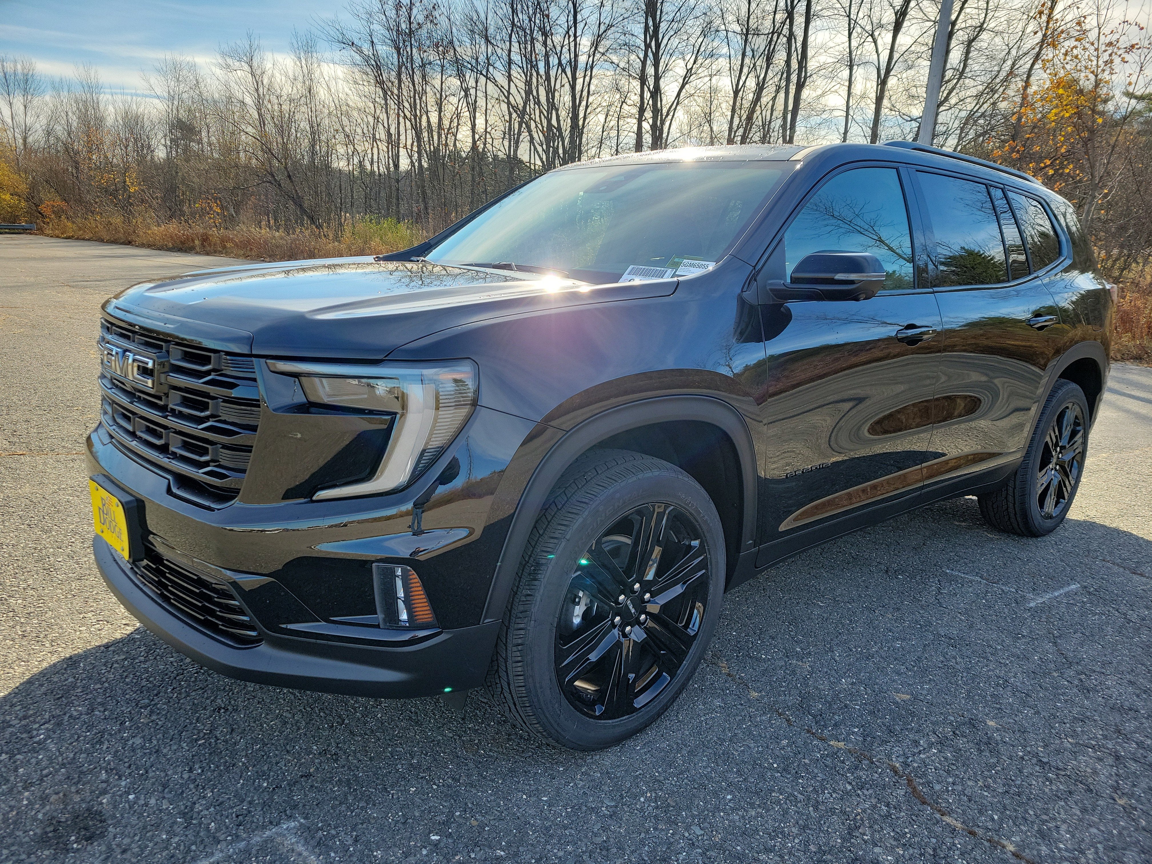 2026 GMC Acadia Elevation