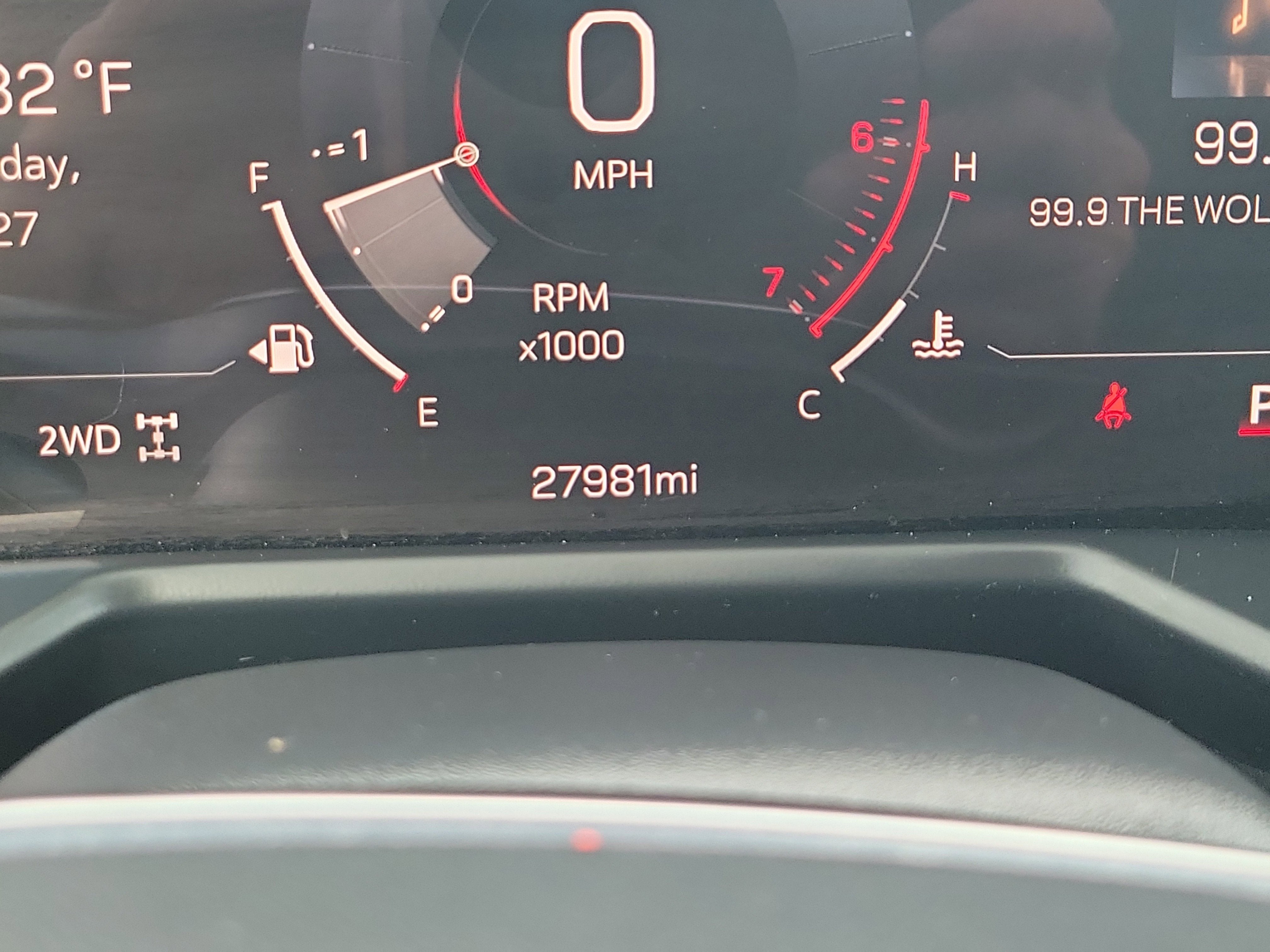 2024 GMC Acadia AT4