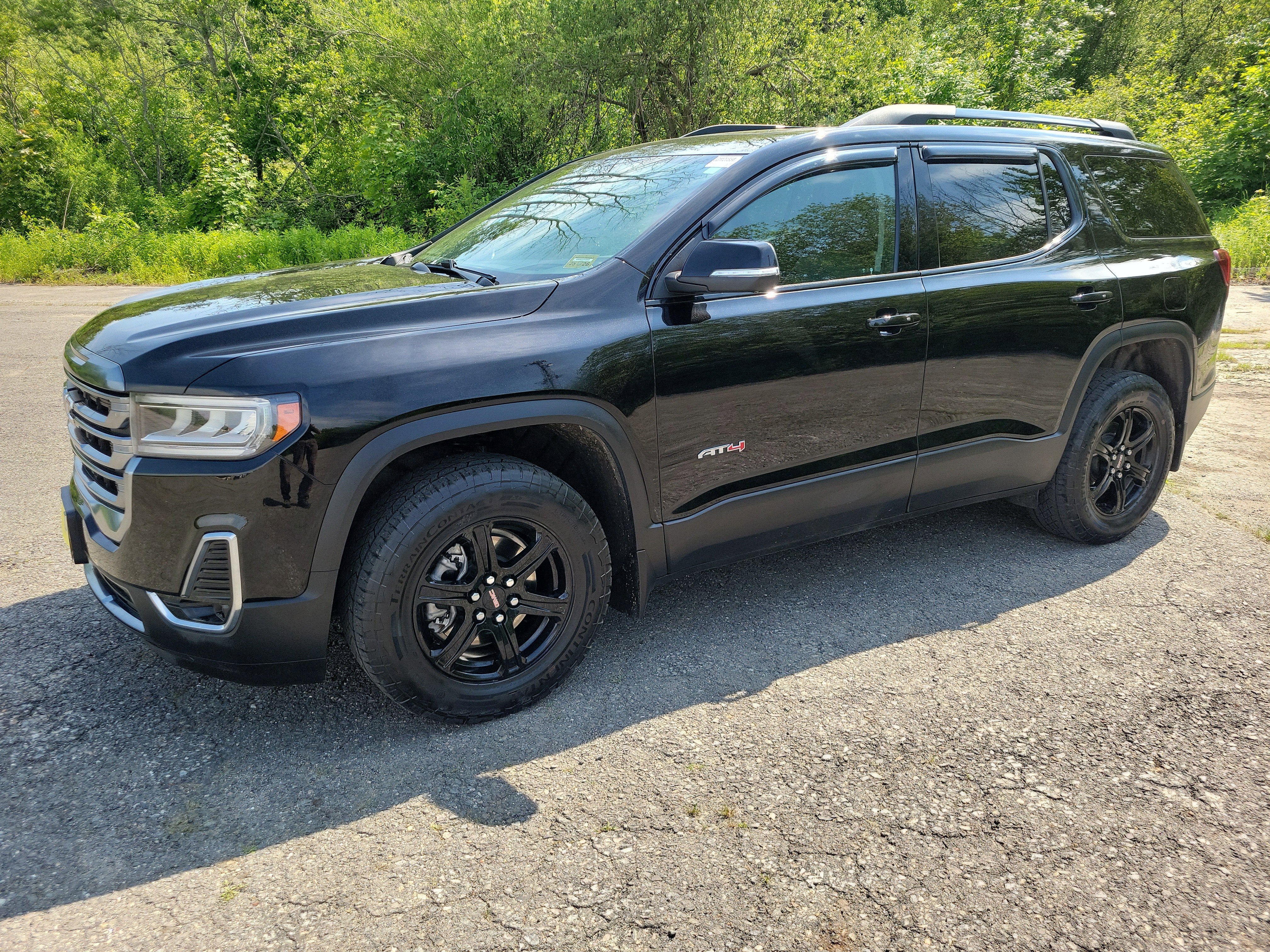2022 GMC Acadia AT4