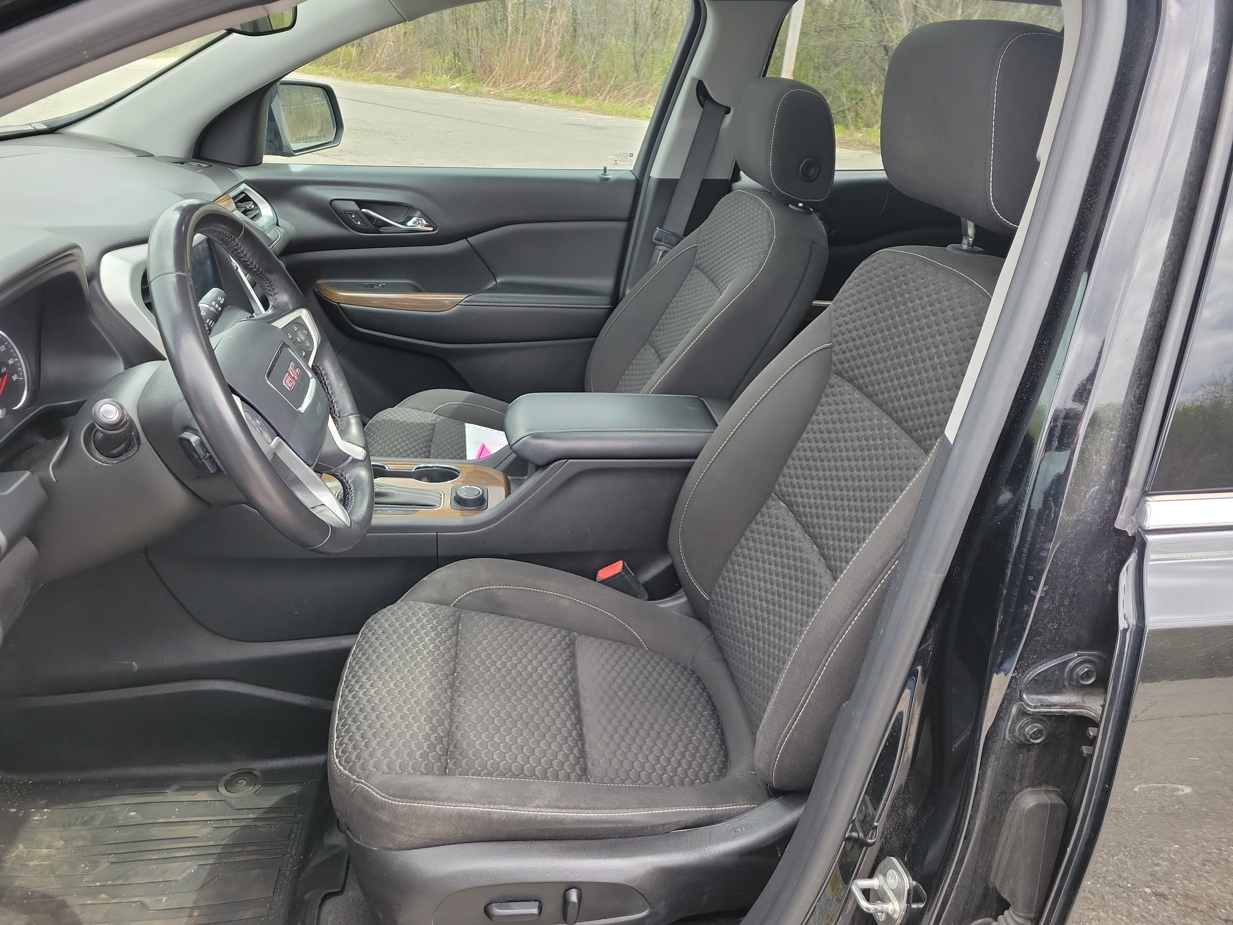 2017 GMC Acadia SLE