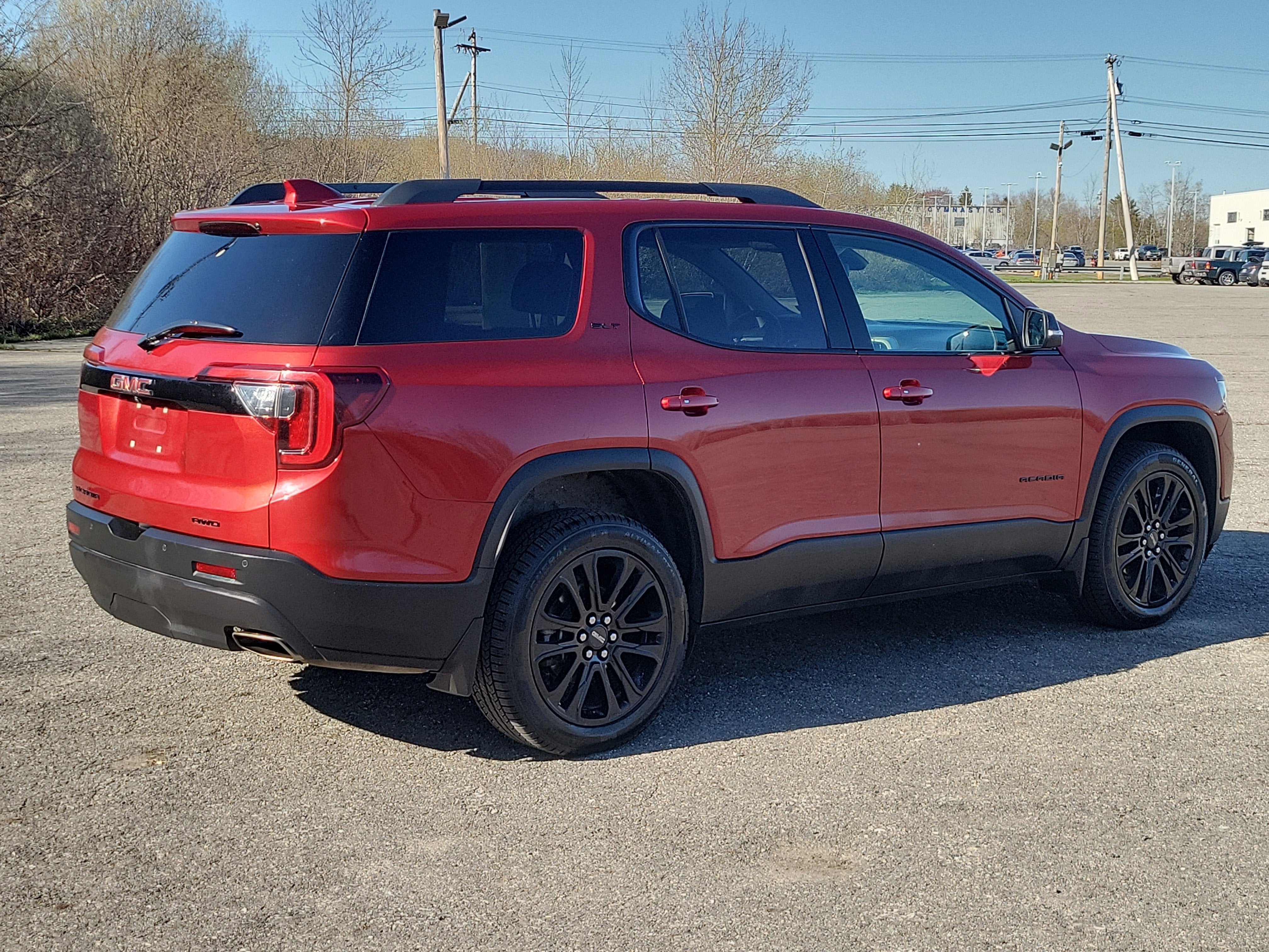 2023 GMC Acadia SLT