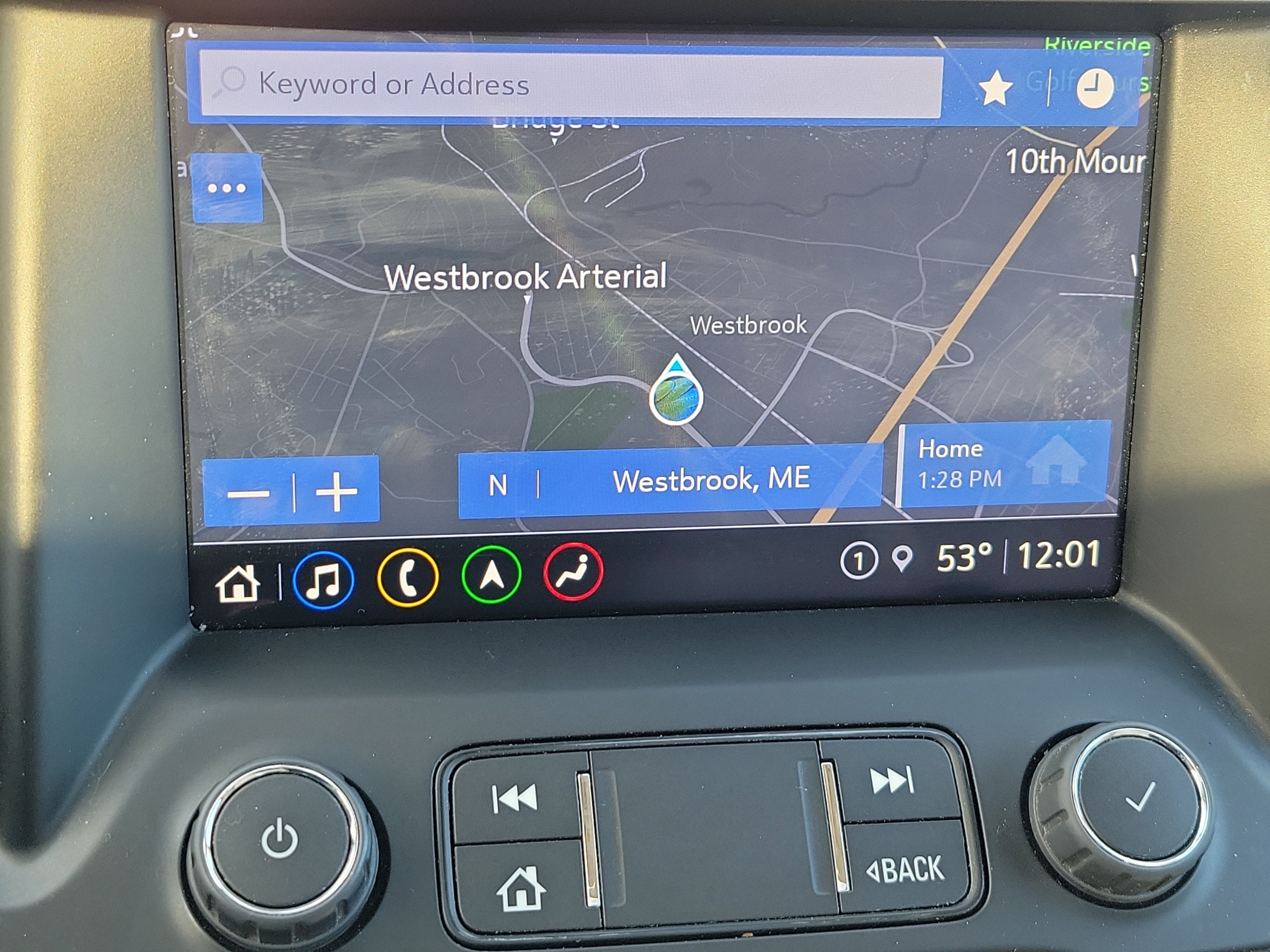 2023 GMC Acadia Denali