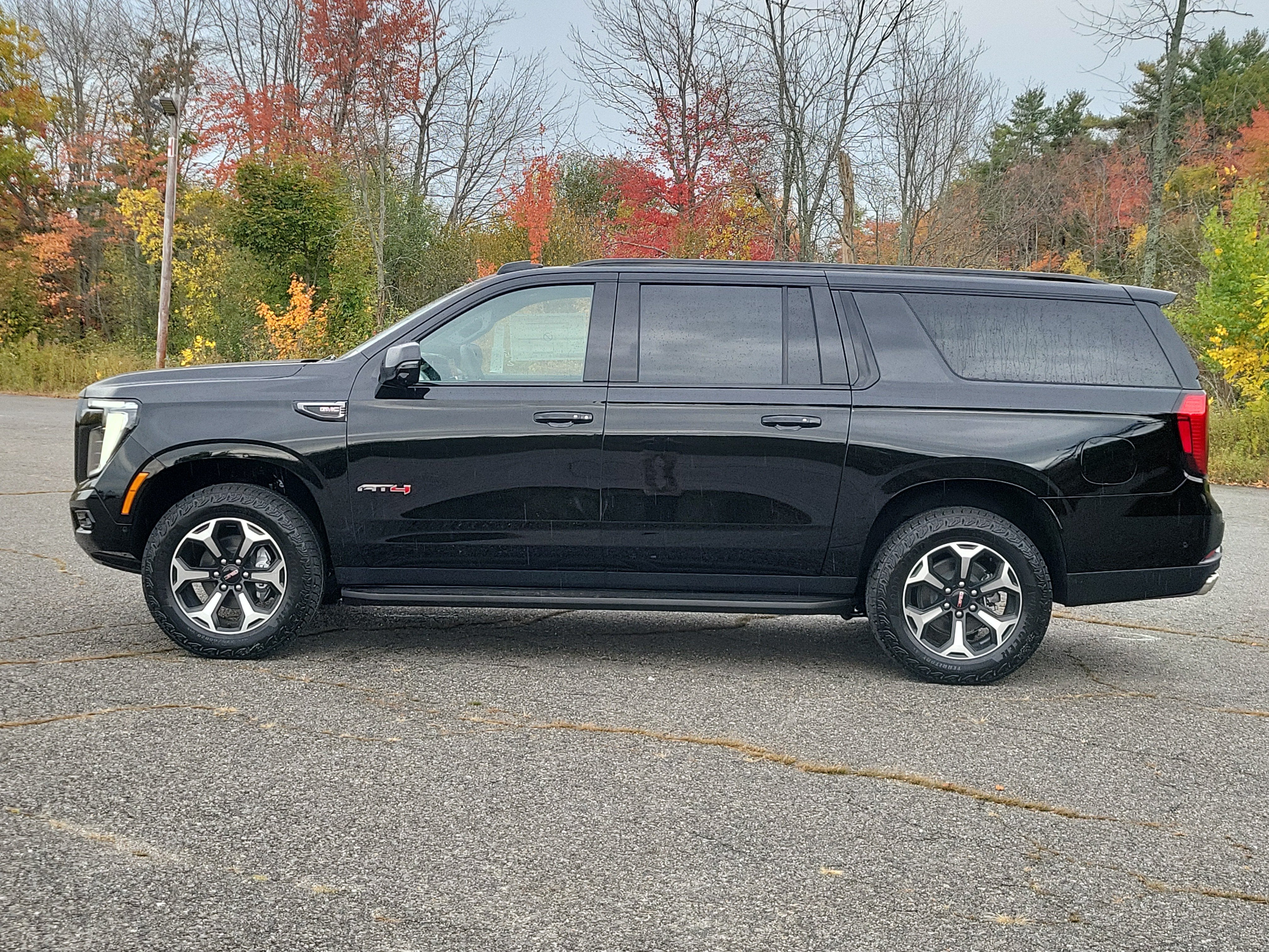 2027 GMC Yukon XL AT4