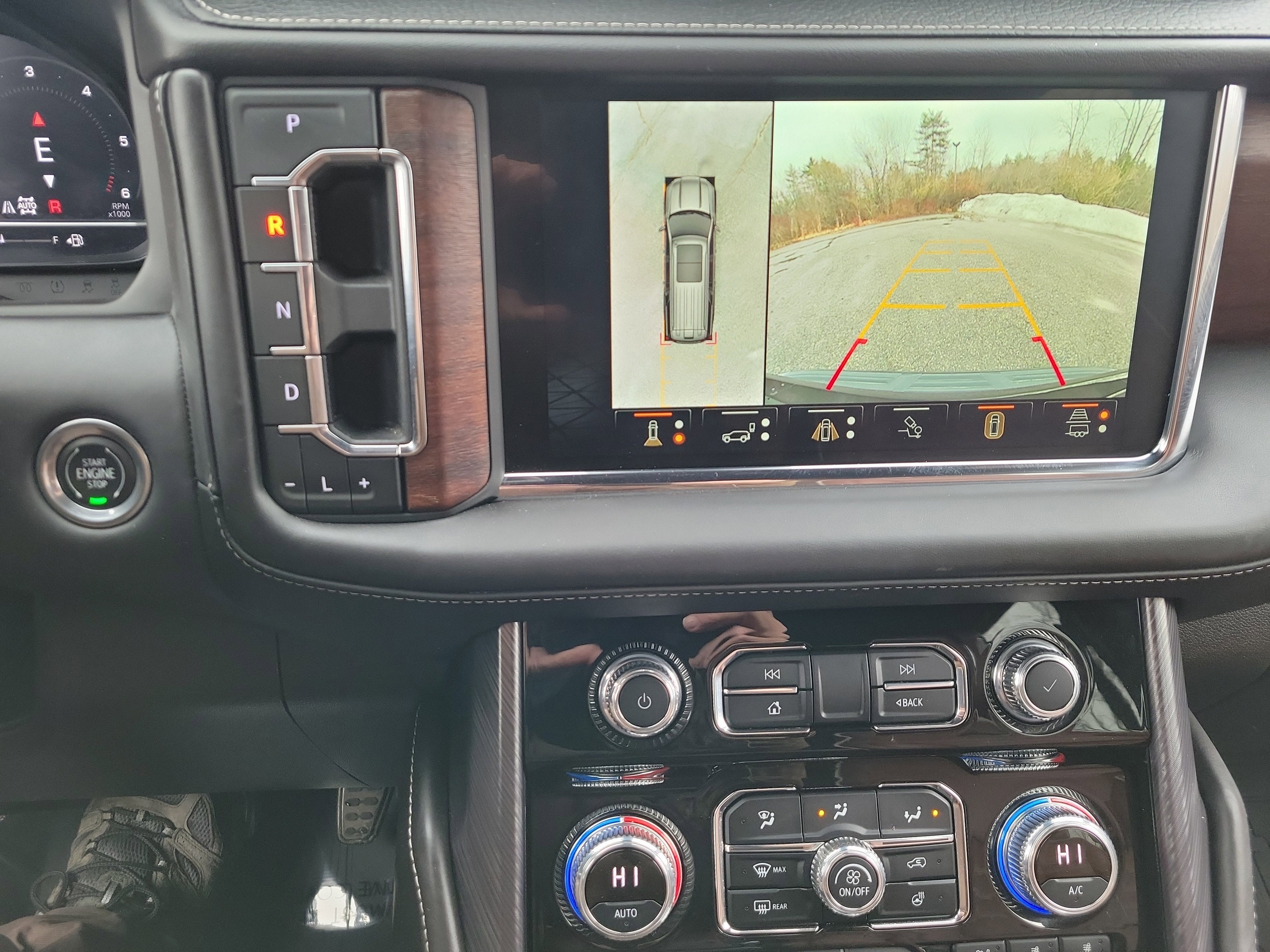 2023 GMC Yukon XL Denali Ultimate