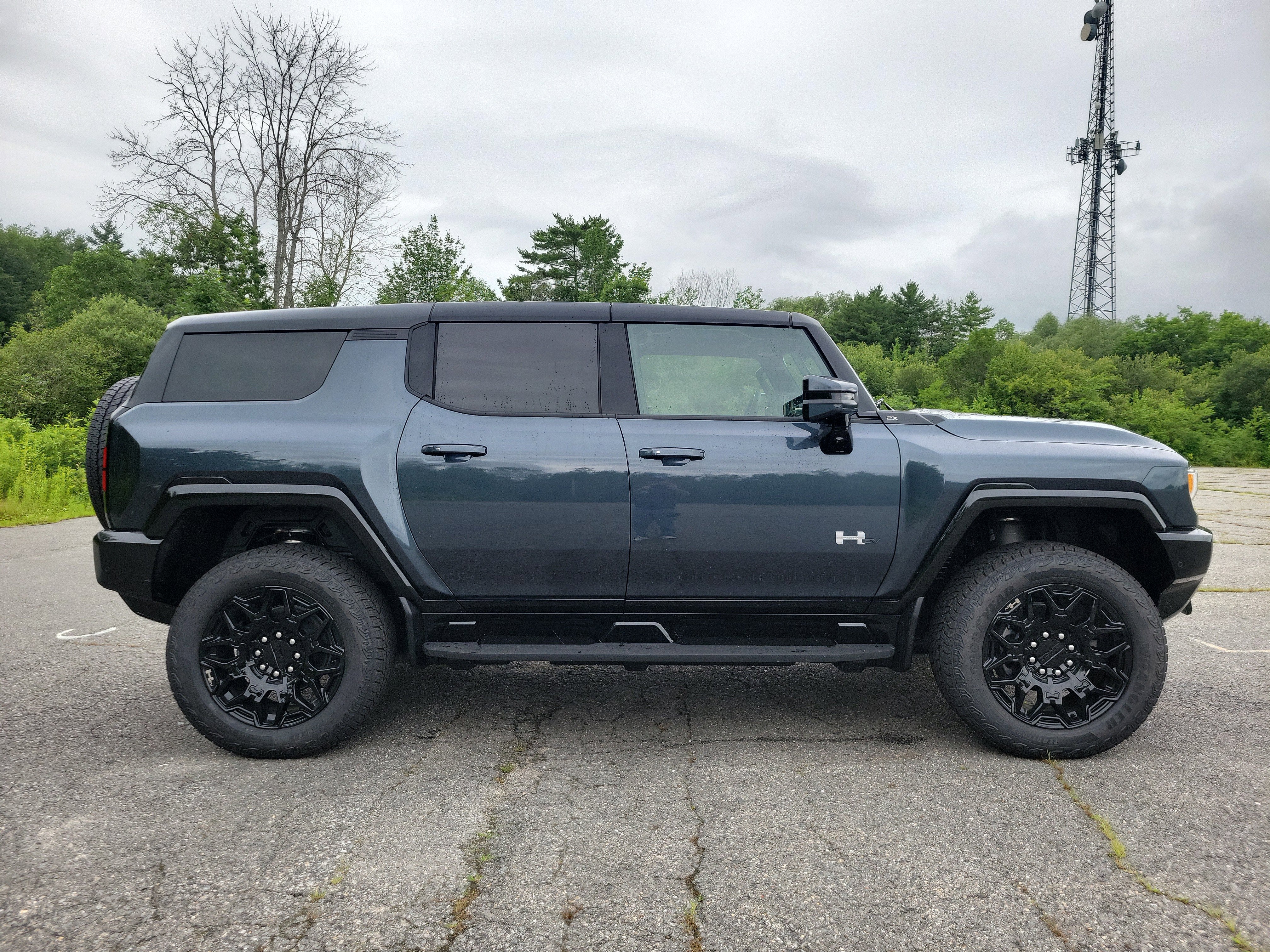 2025 GMC HUMMER EV SUV 2X