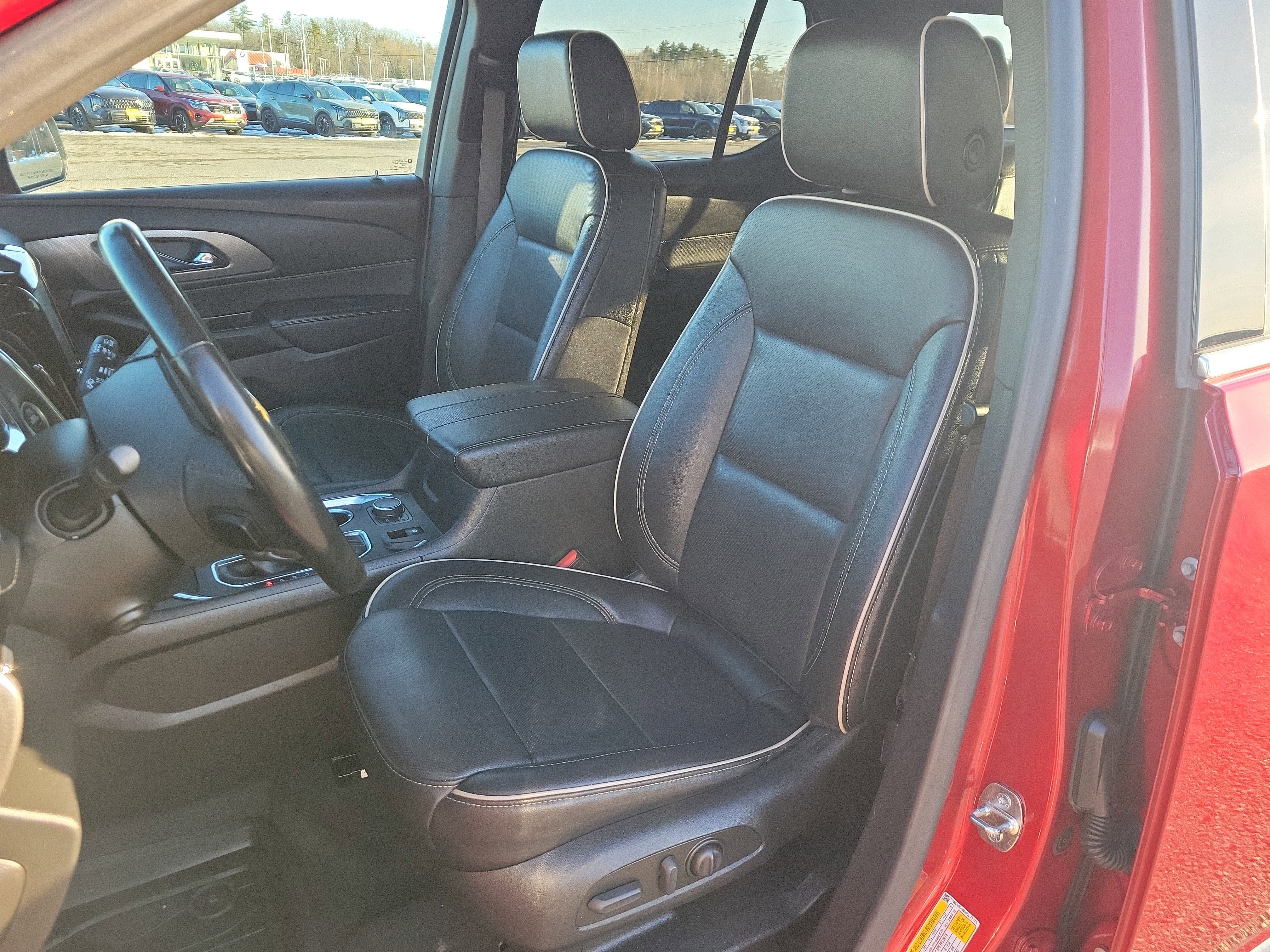 2023 Chevrolet Traverse Premier