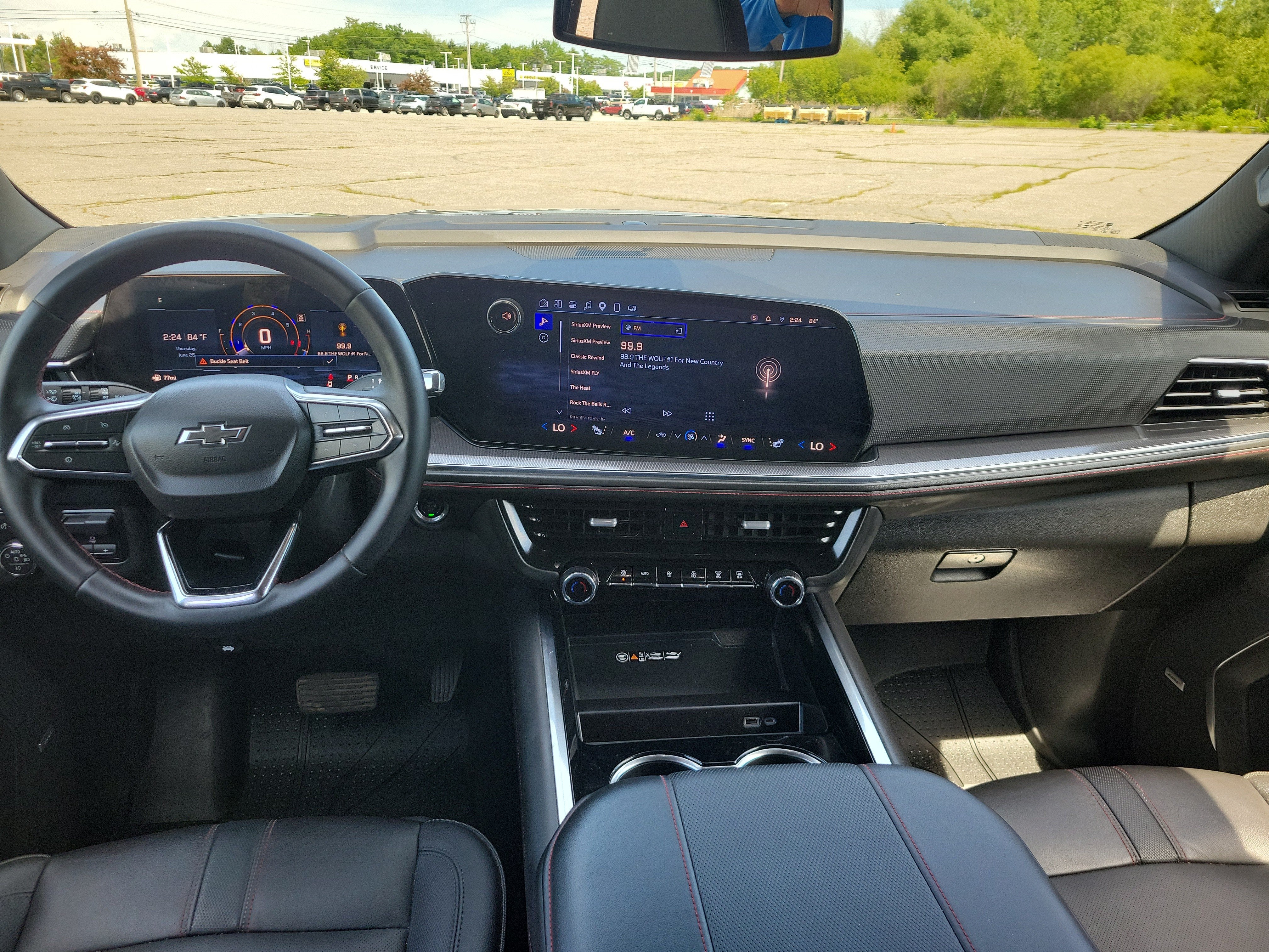 2025 Chevrolet Suburban RST