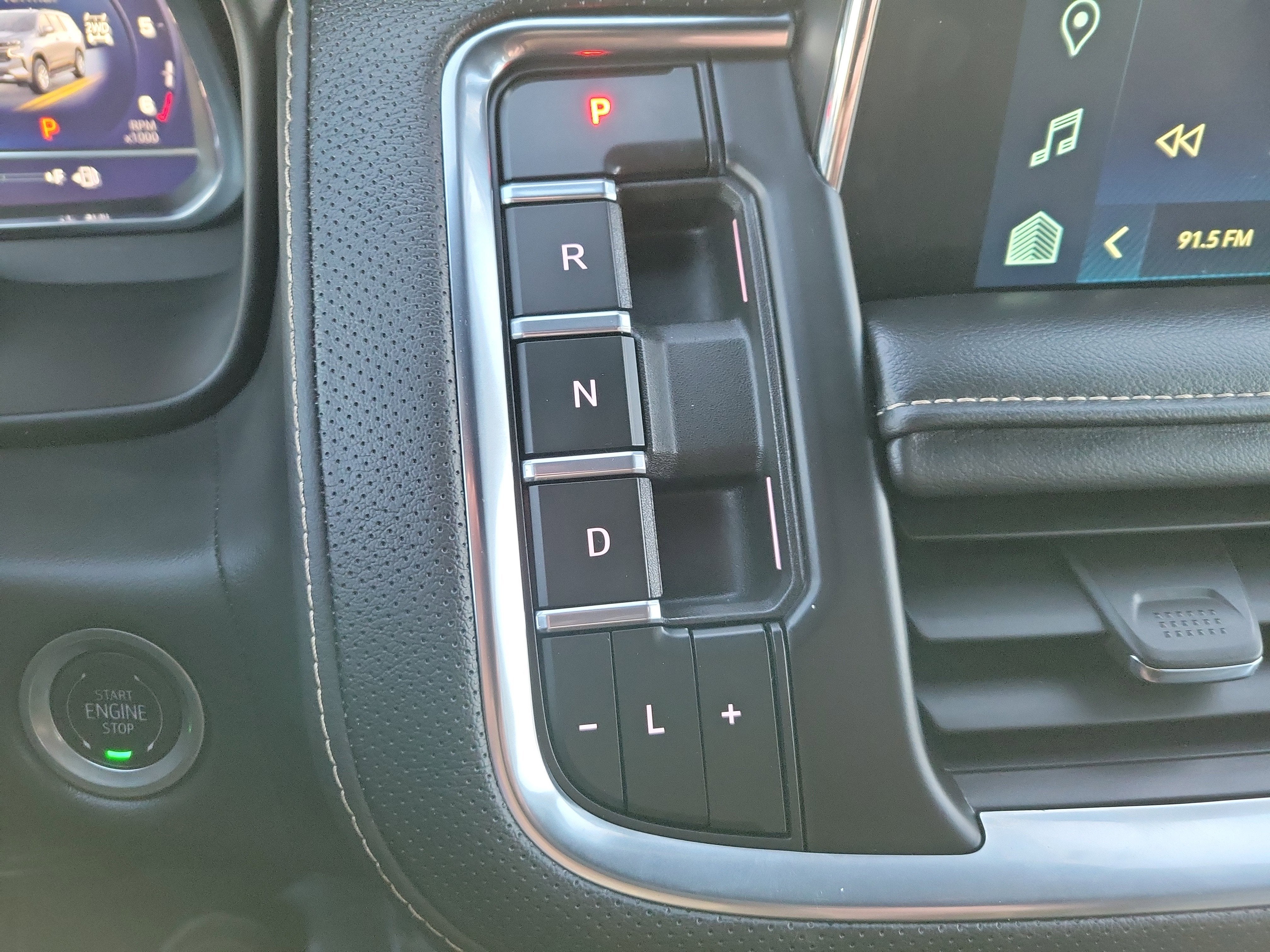 2024 Chevrolet Suburban Premier