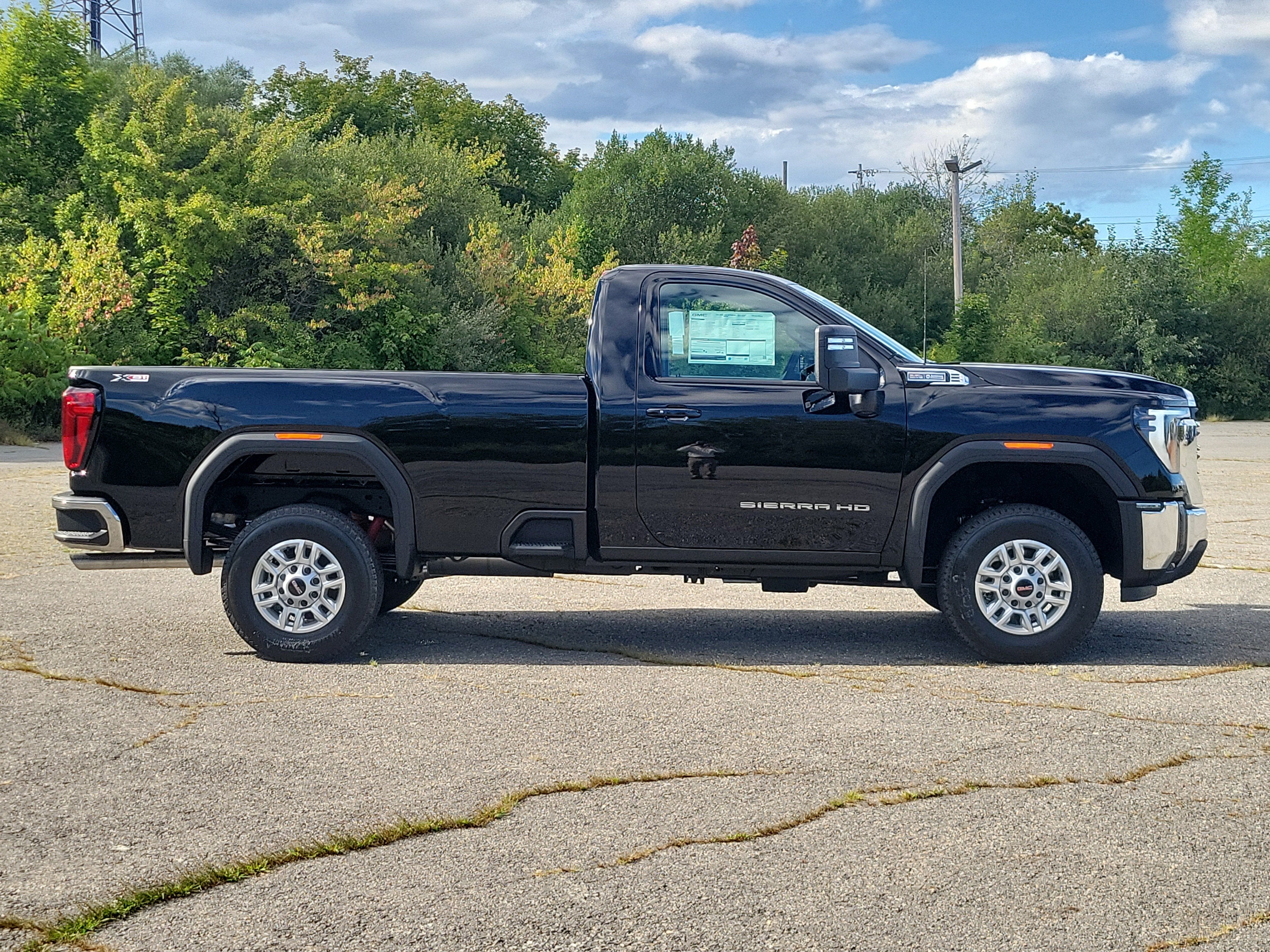 2026 GMC Sierra 2500 HD SLE