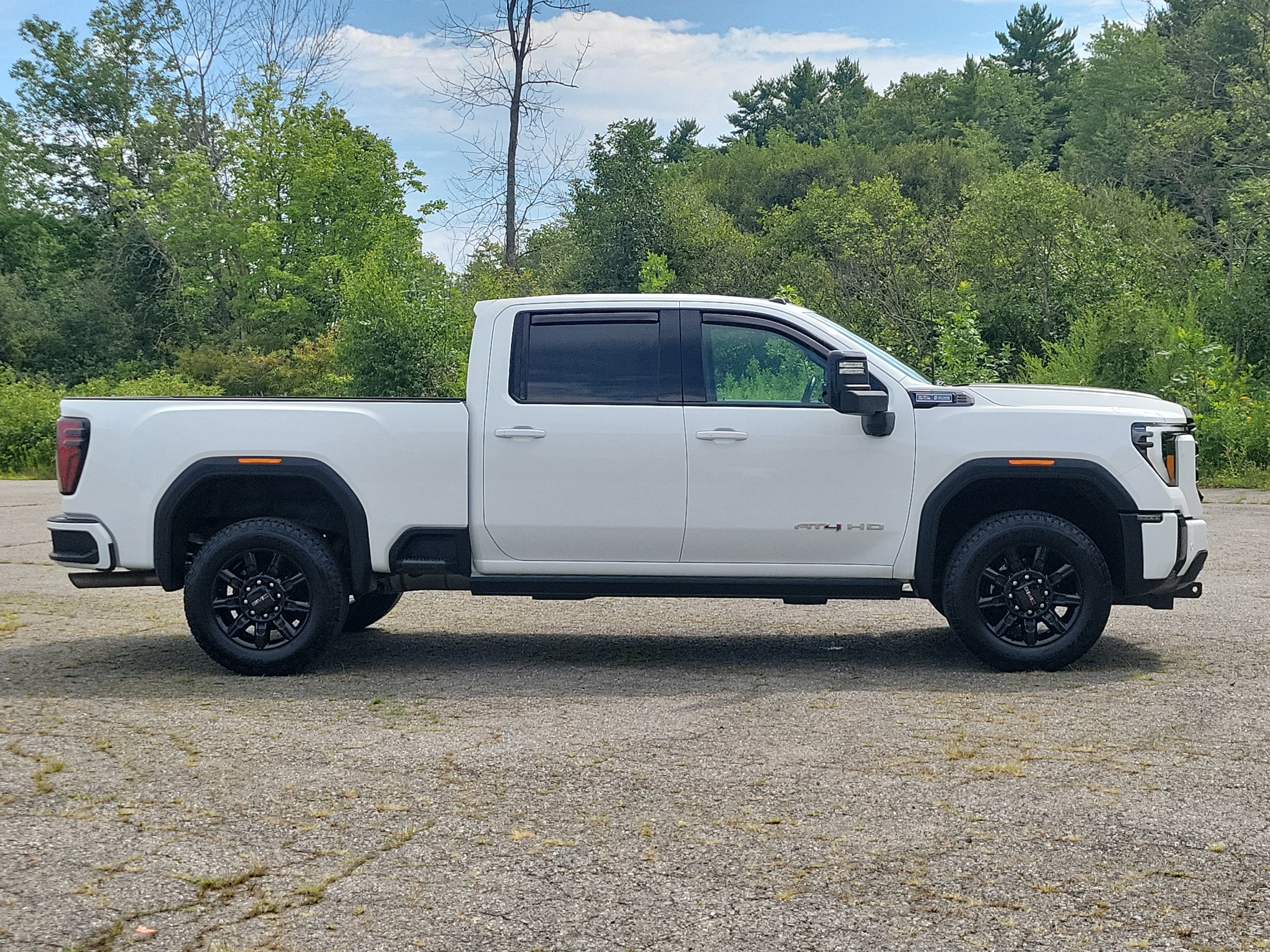 2024 GMC Sierra 2500 HD AT4