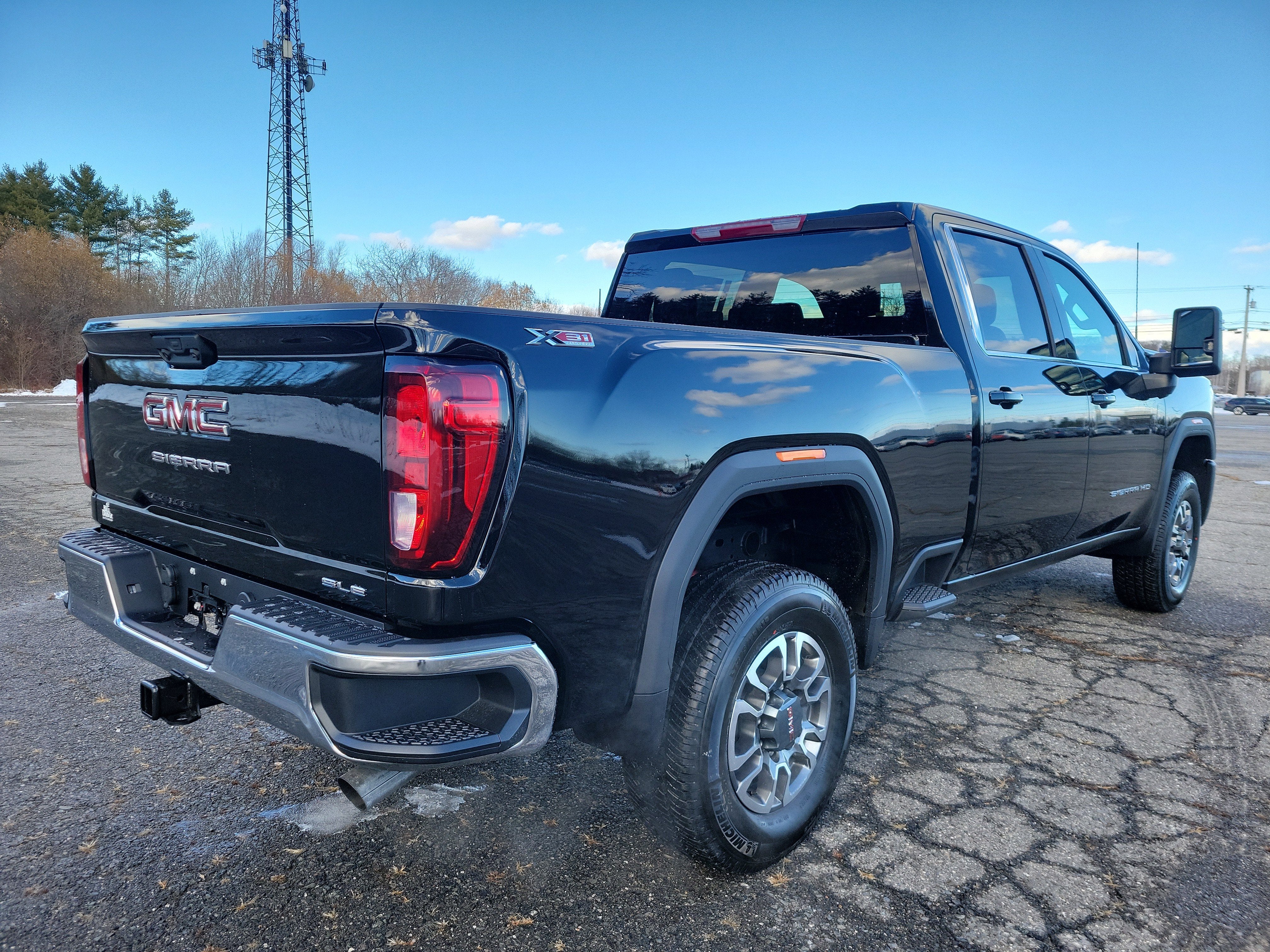 2026 GMC Sierra 2500 HD SLE