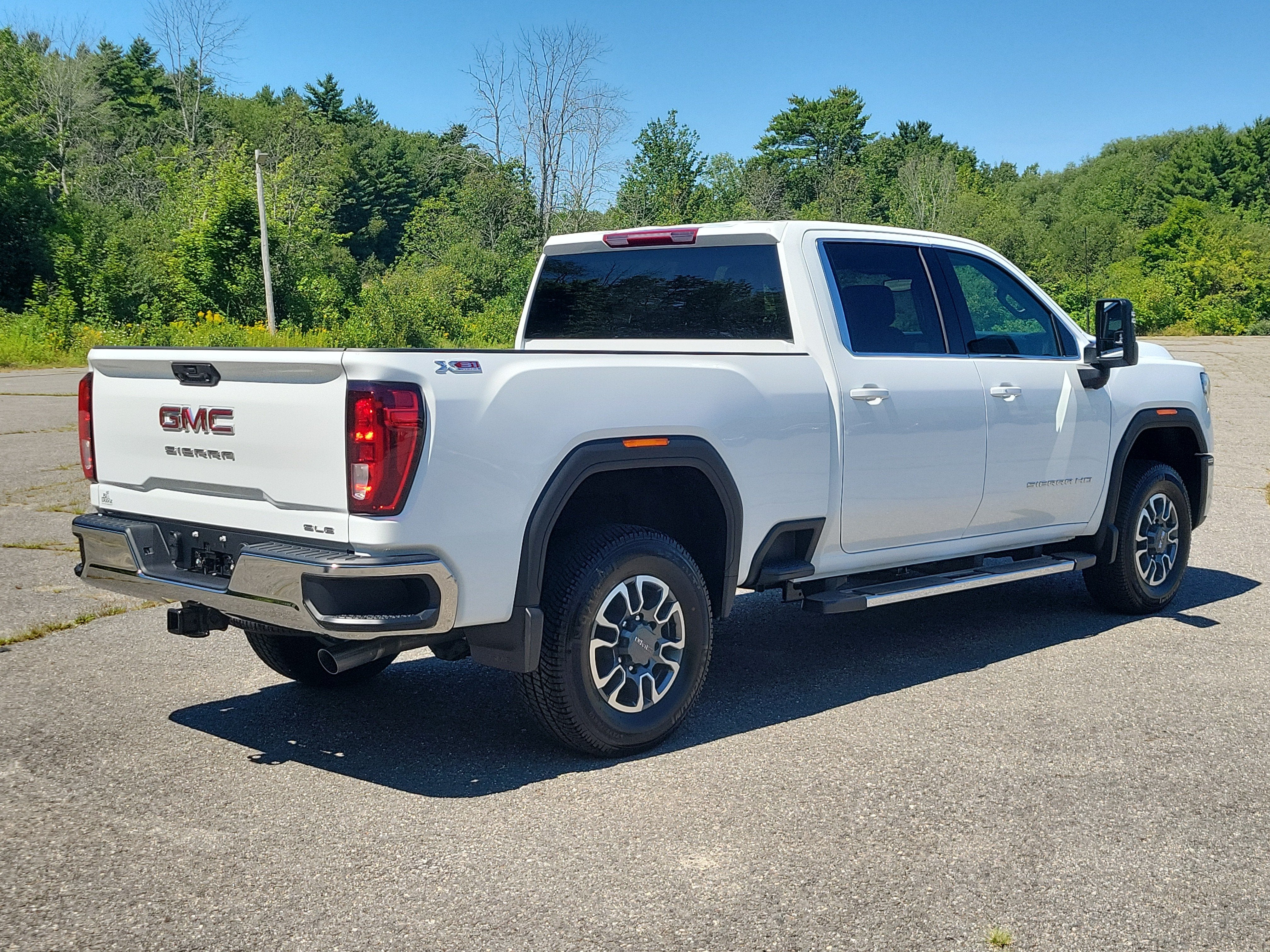 2026 GMC Sierra 2500 HD SLE