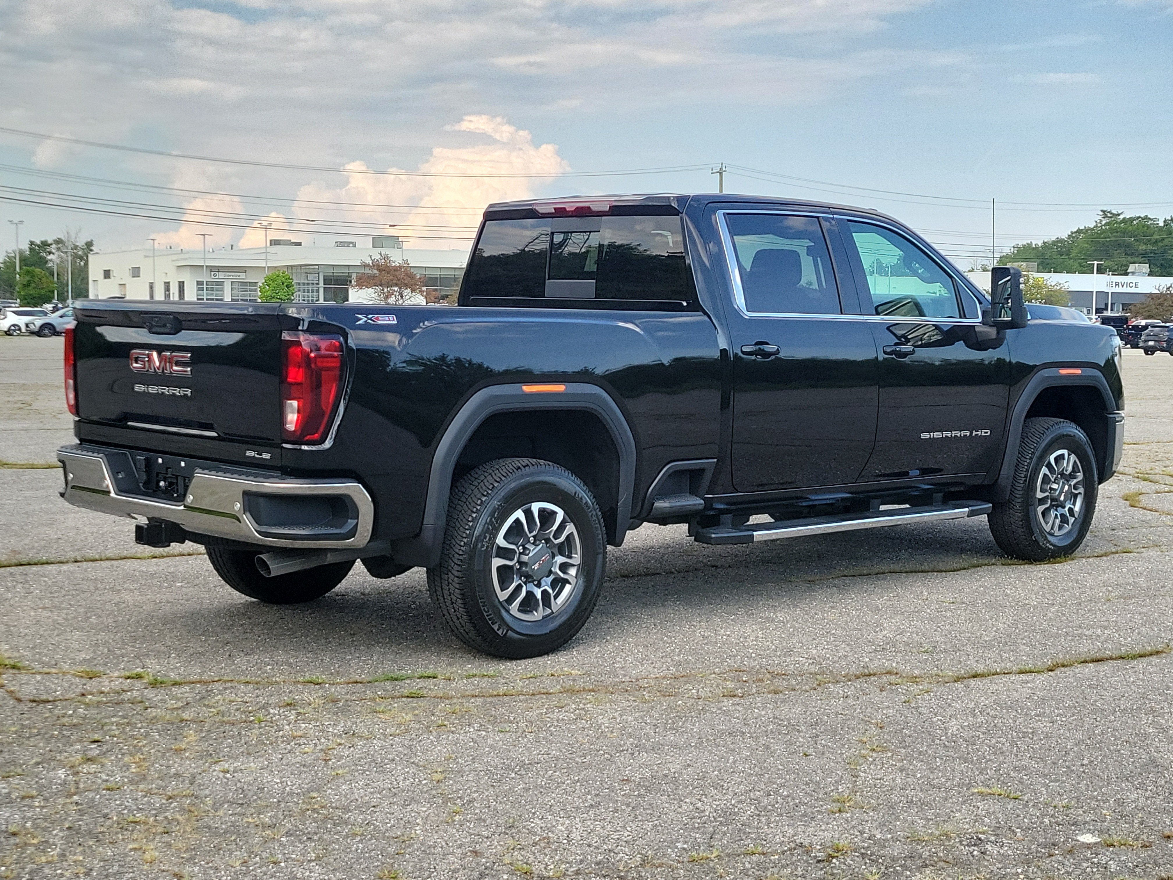2026 GMC Sierra 2500 HD SLE