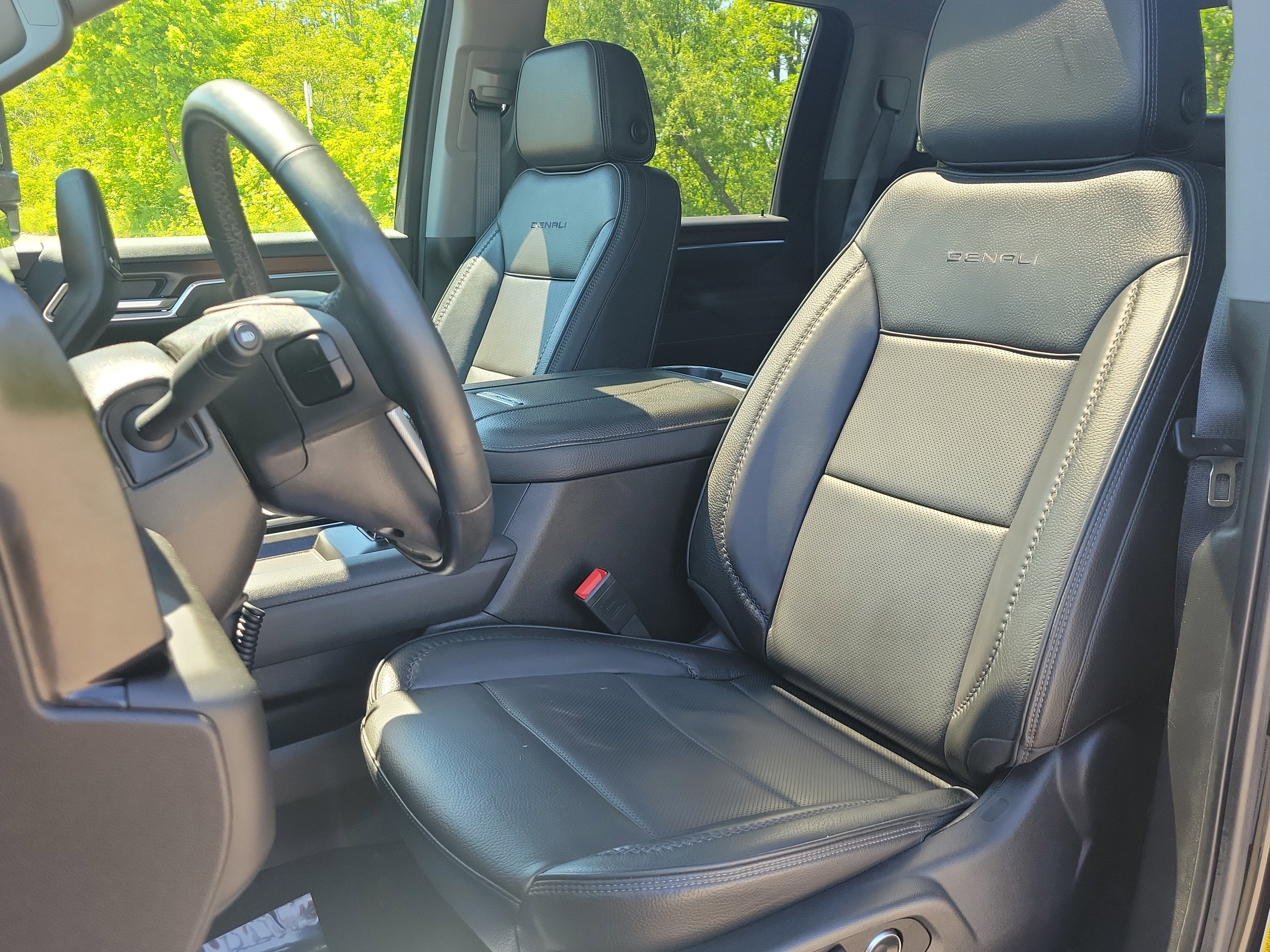 2025 GMC Sierra 2500 HD Denali