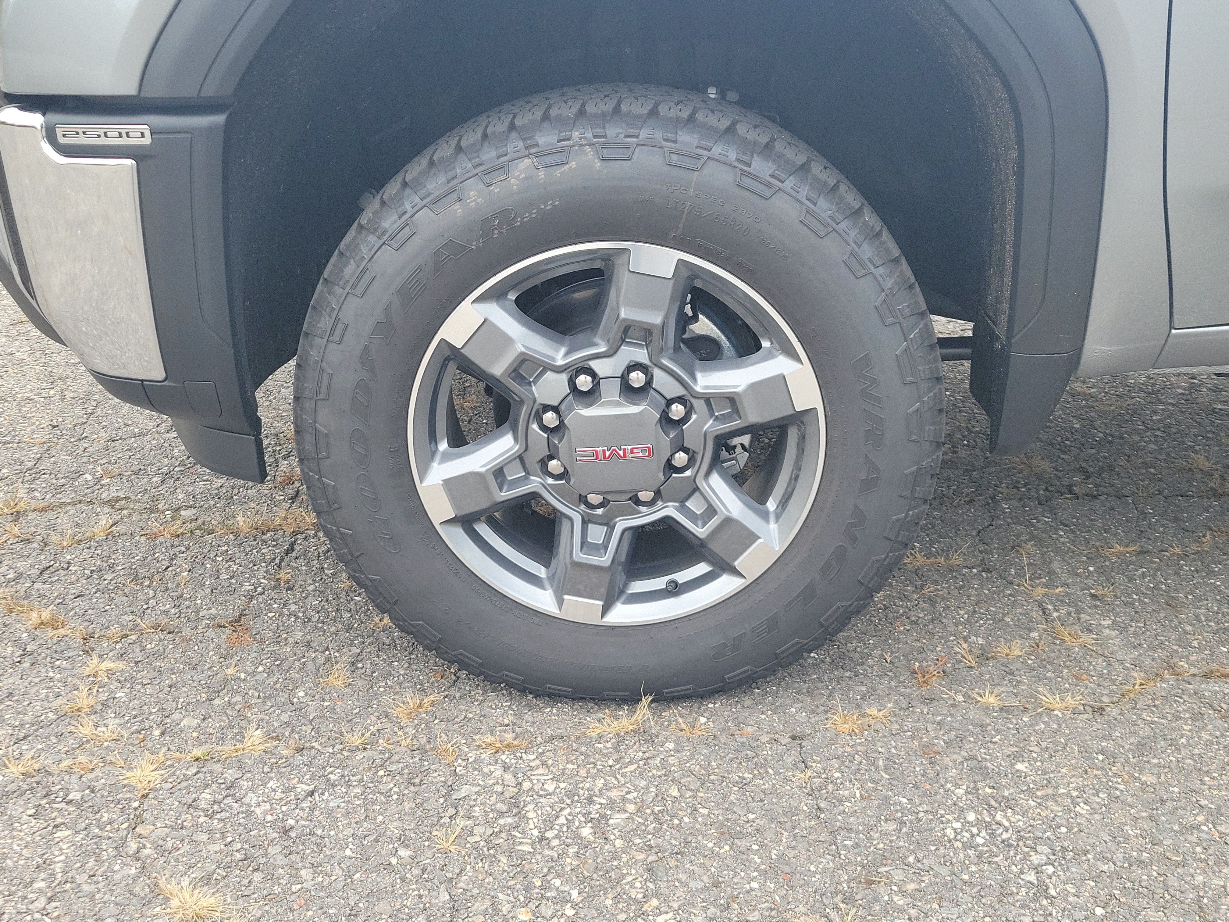 2026 GMC Sierra 2500 HD SLE